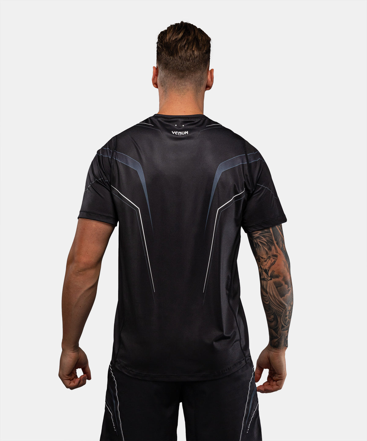 Venum Streamline Camiseta Dry Tech – Negro/Blanco