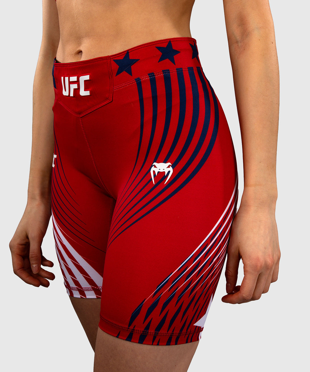 Official UFC Freedom 250 by Venum Authentic Short Vale Tudo coupe longue pour femme - Rouge