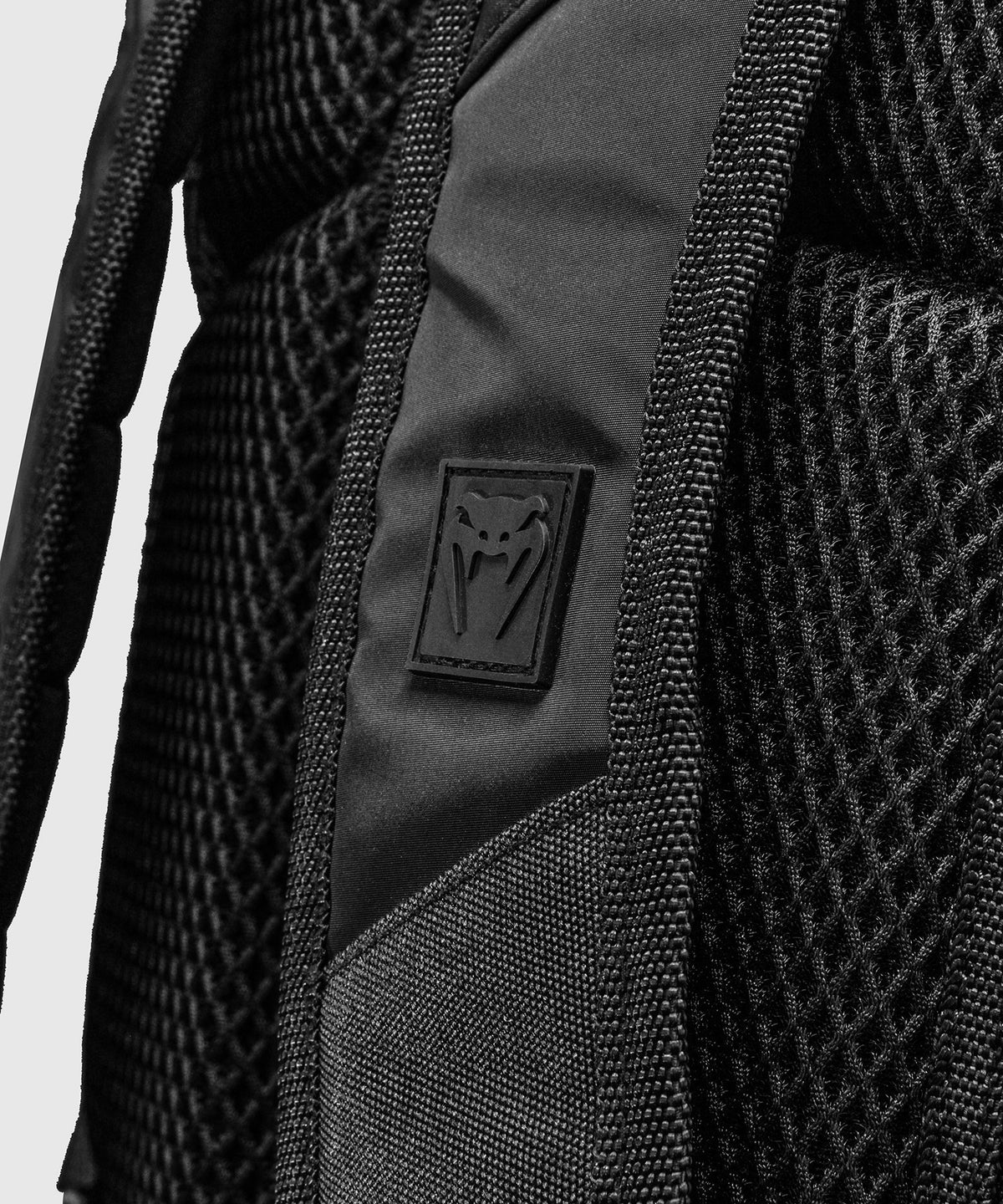 Venum Amazonia Reborn Rucksack (15-25 L) - Schwarz/Grau