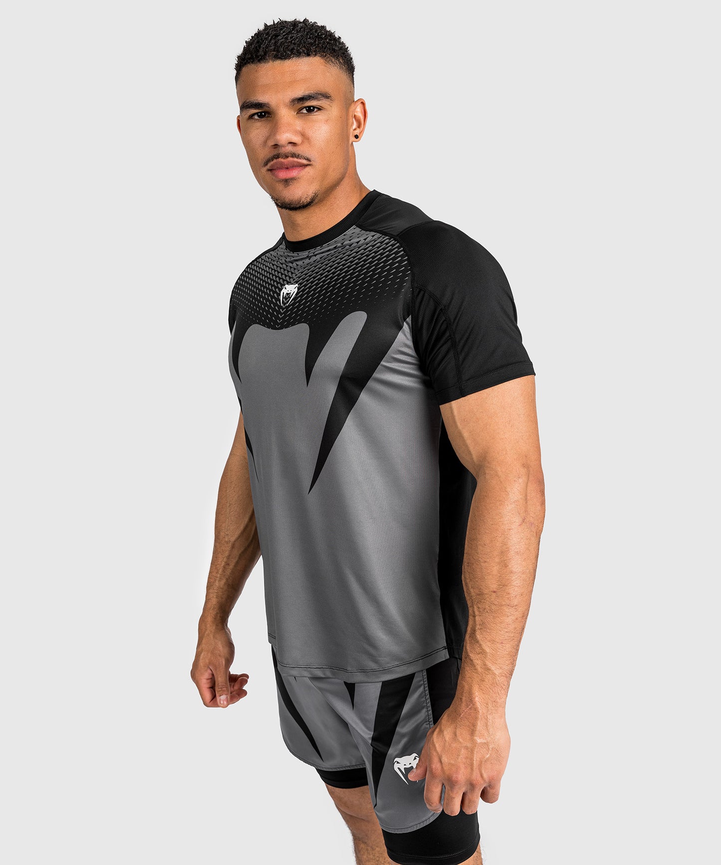 Camiseta Dry-Tech Venum Attack - Negro