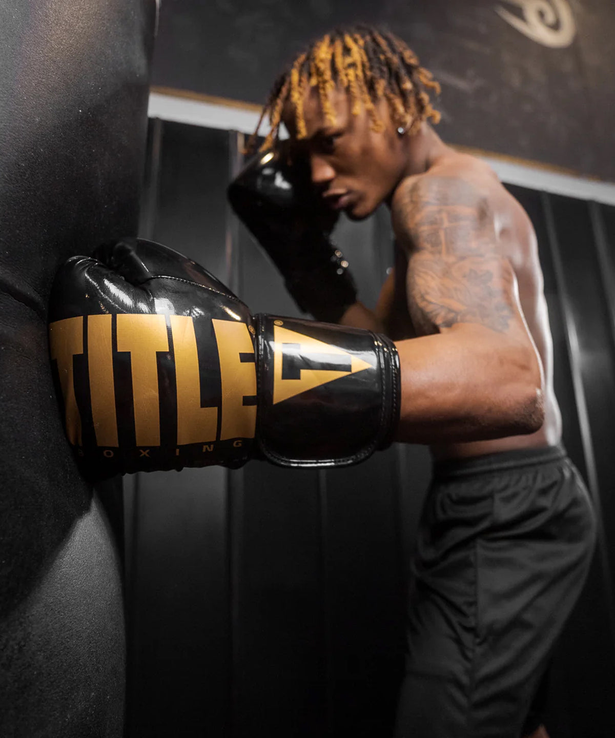 Title Boxing Inferno Intensity Boxhandschuhe - Schwarz/Gold