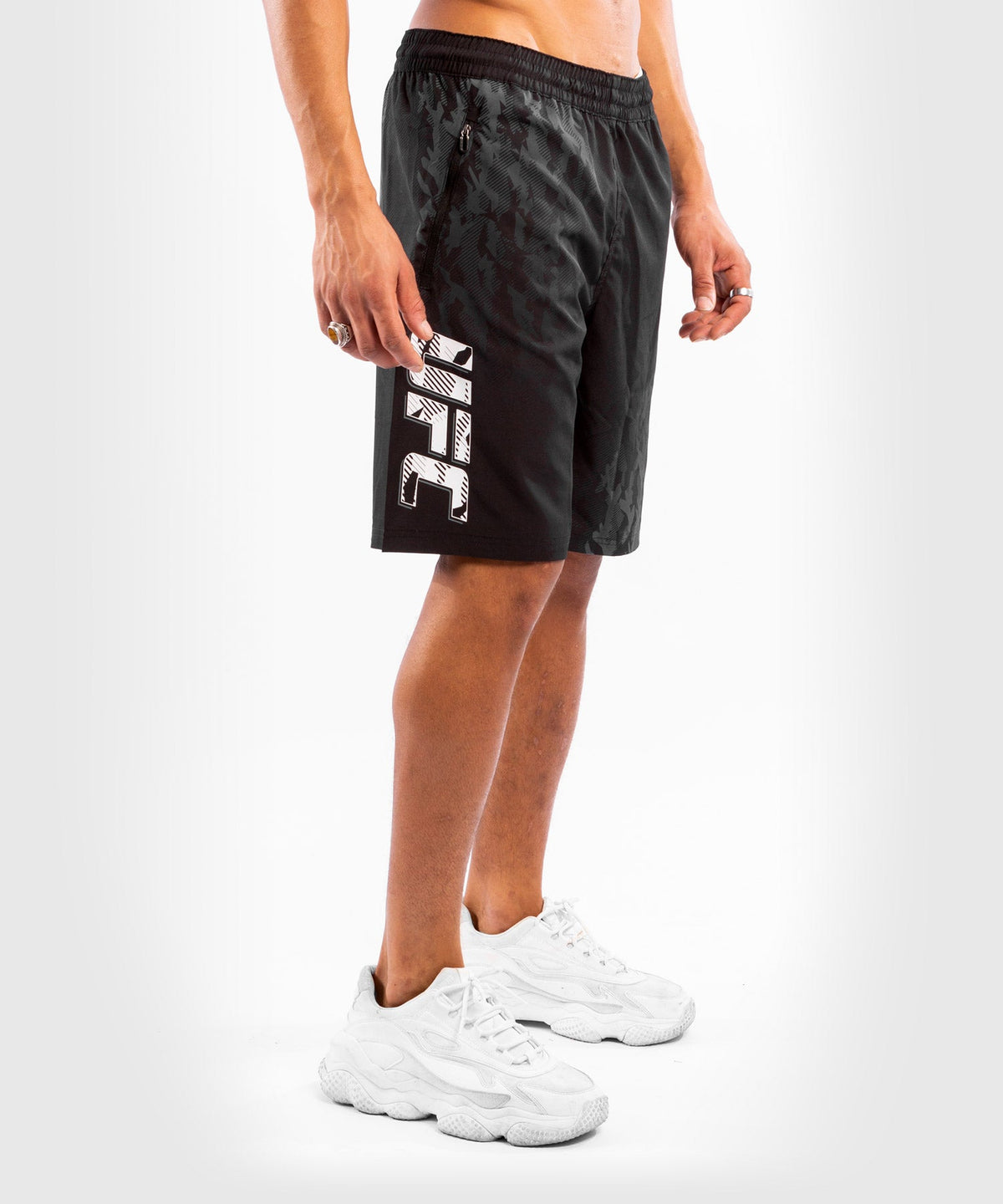 Venum Authentic Fight Week Herren UFC Sport Shorts - Schwarz