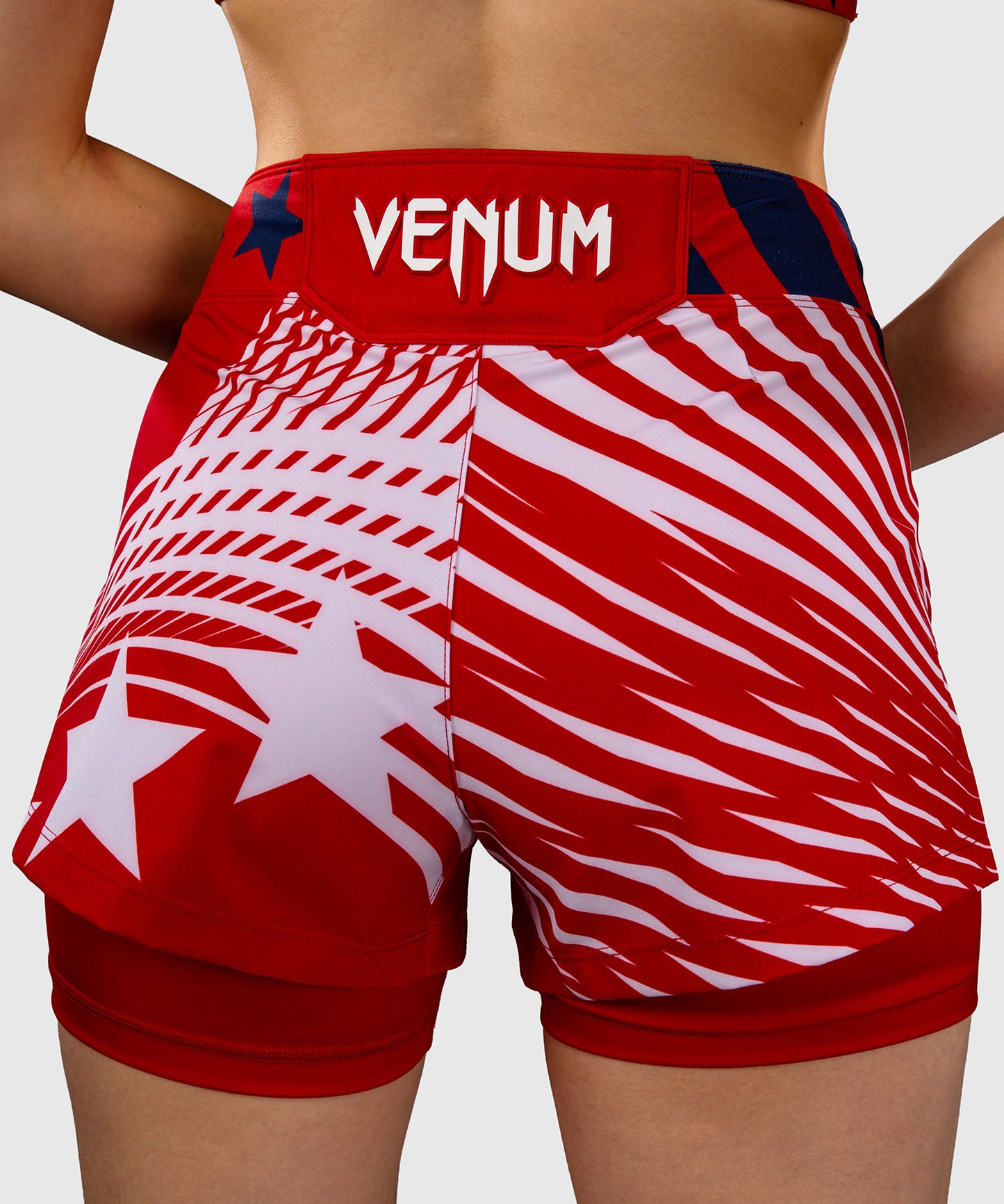 Official UFC Freedom 250 by Venum Authentic Fight Night Fight Shorts für Damen - Rot