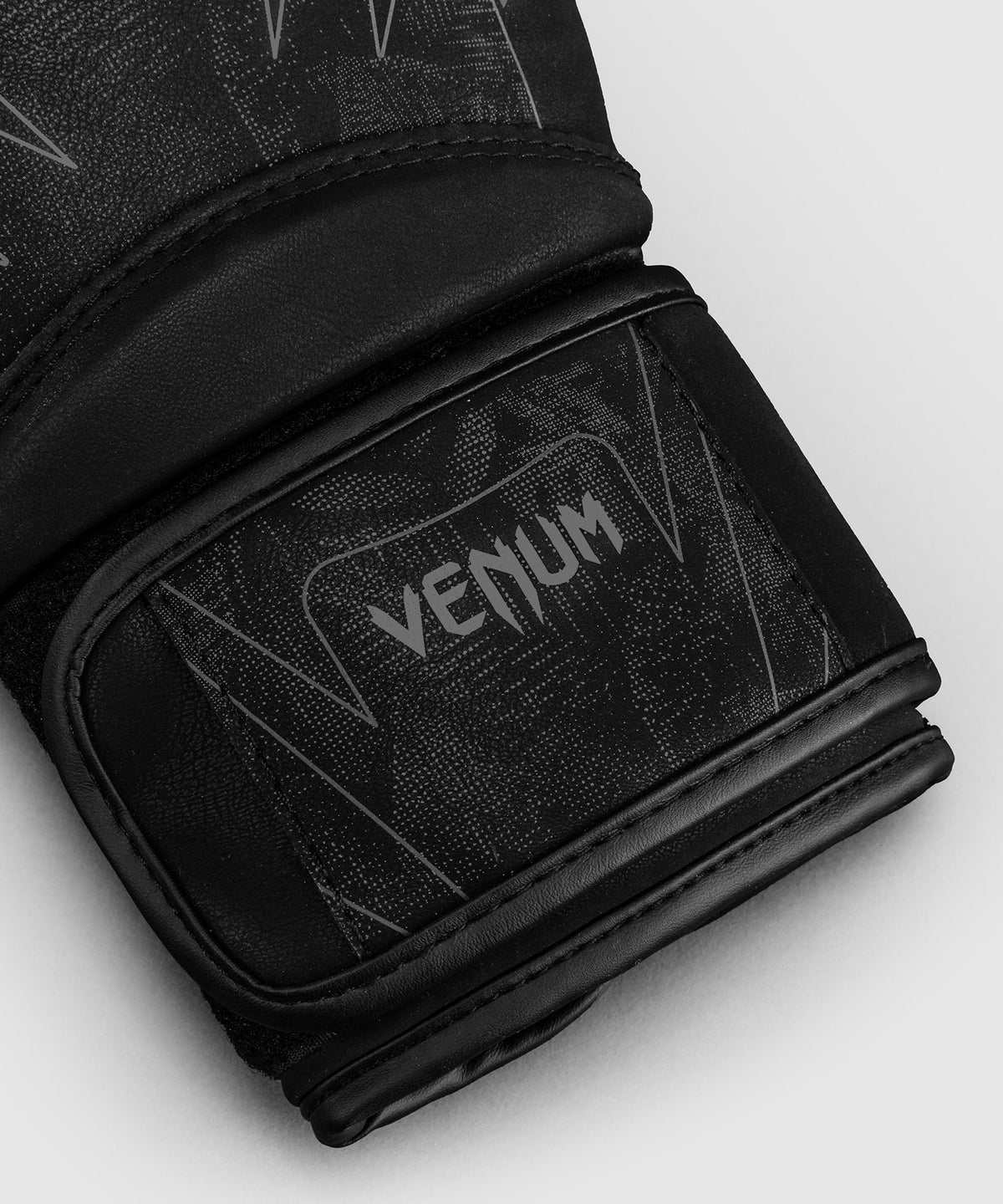 Venum Impact Amazonia Reborn Boxhandschuhe - Schwarz/Grau