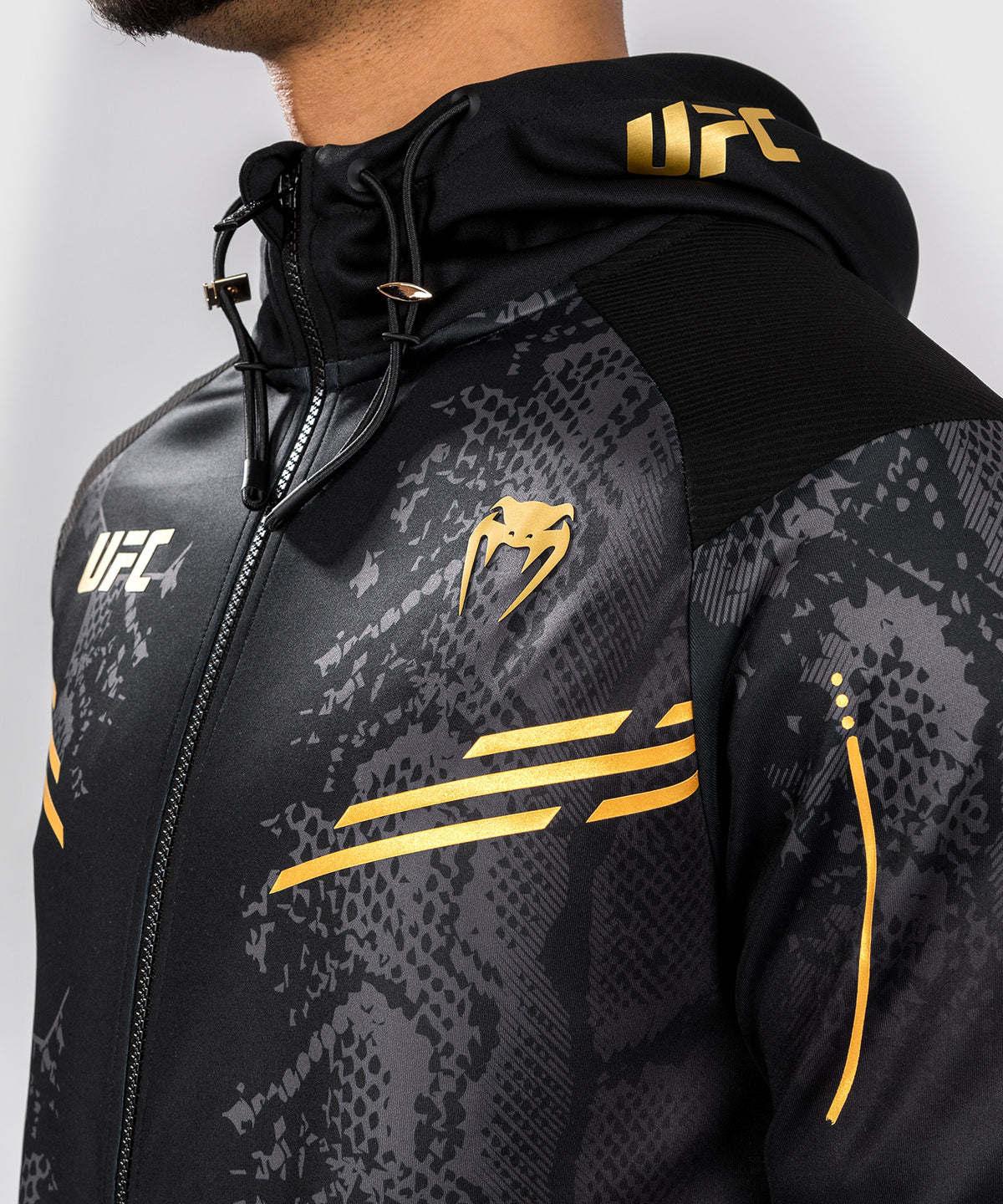 UFC Adrenaline by Venum Authentic Fight Night Sudadera con capucha Walkout para Hombre - Champion