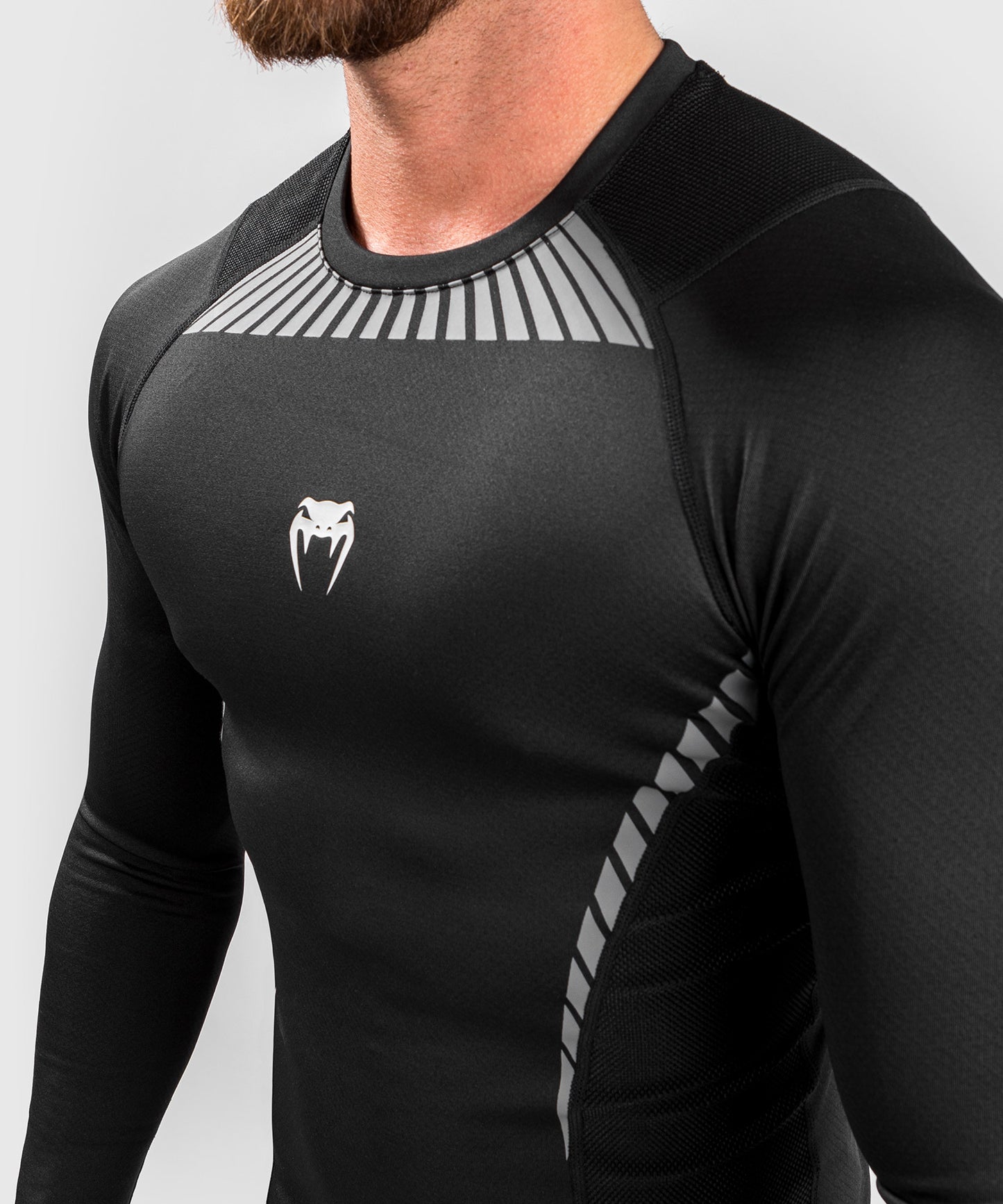 Rashguard Venum Jaws 2.0 - Manches Longues - Noir
