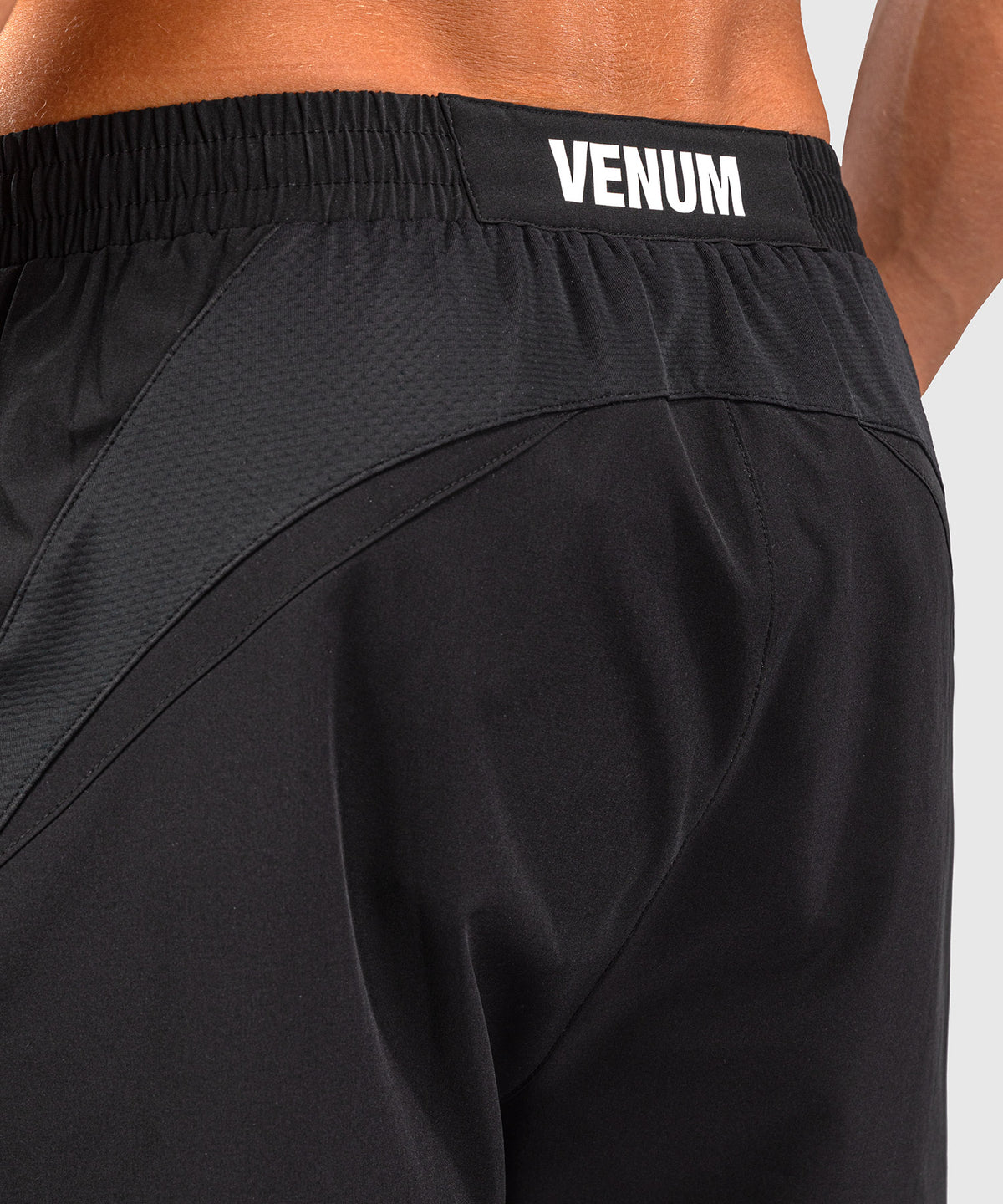 Venum G-Fit Scales Trainingsshorts – Schwarz/Anthrazitgrau