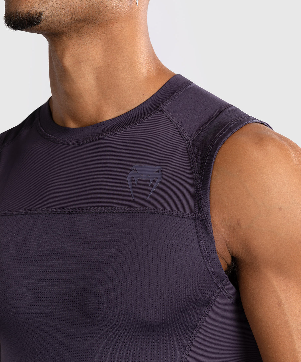 Venum G-Fit Air Rashguard sin Mangas para Hombre - Púrpura Profundo