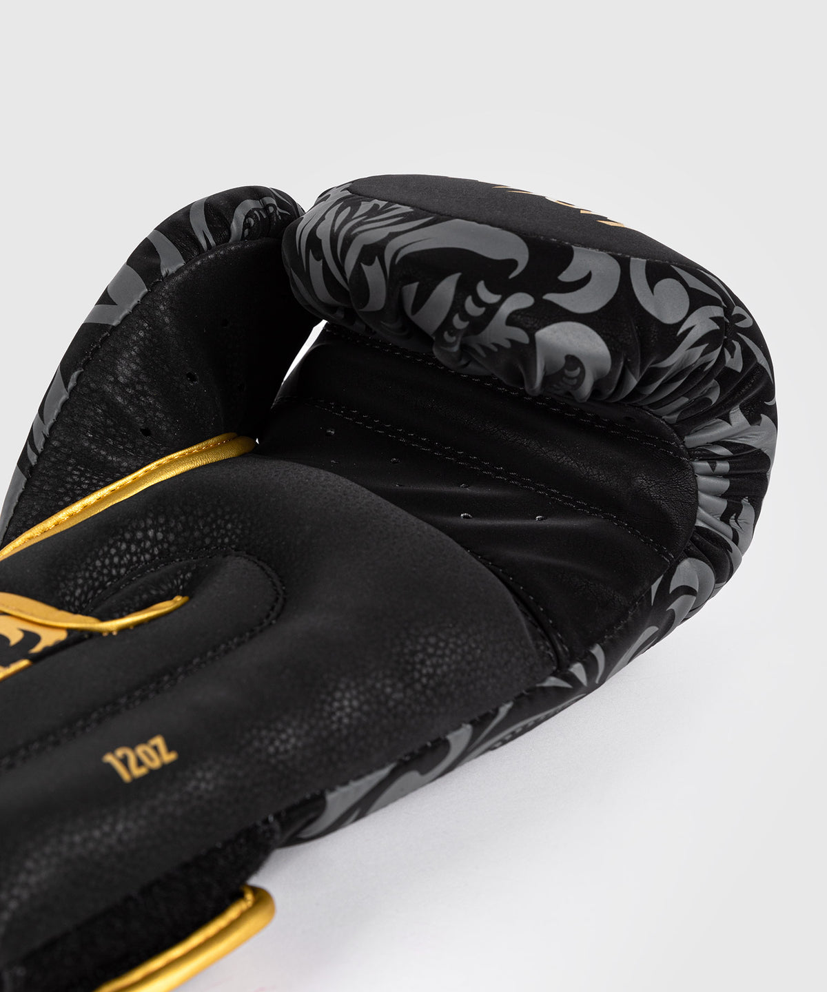 Venum x Topuria Unmatched Edition Boxhandschuhe - Schwarz/Gold