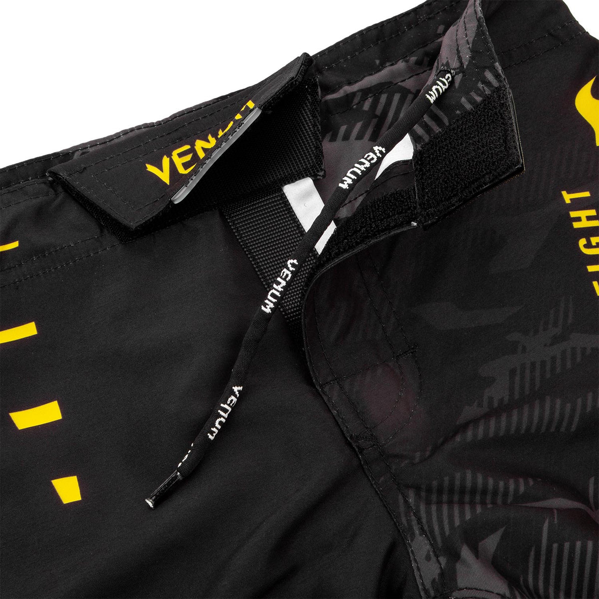 Fightshort Enfant Venum Okinawa 2.0 Kids - Noir/Jaune - Exclusivité