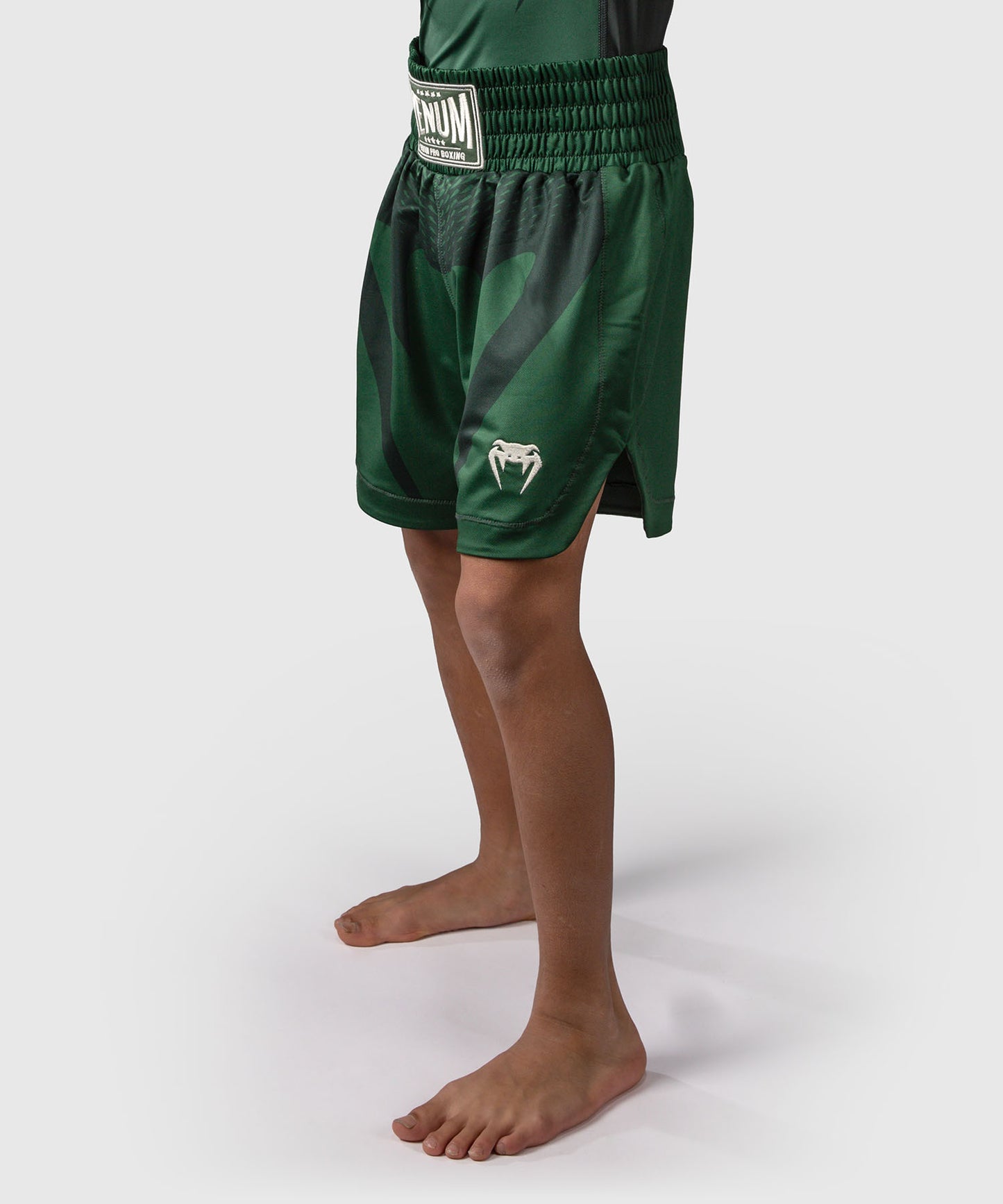 Venum Attack Pantalones Cortos de Boxeo Infantil - Verde Bosque/ Blanco Roto