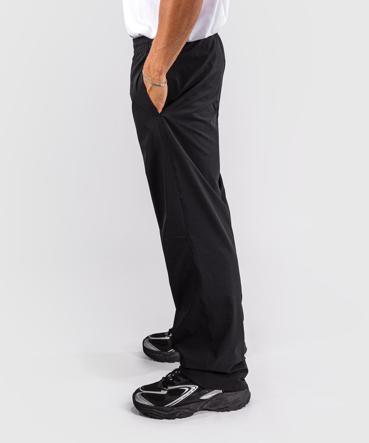Venum Essential Woven Straight Hose mit geradem Bein - Schwarz