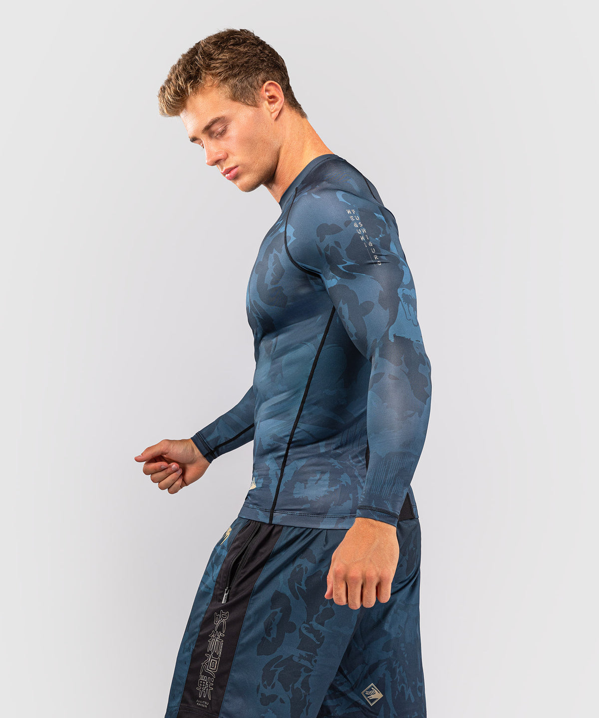 Jujutsu Kaisen x Venum Fushiguro Rashguard Manga Larga – Verde Océano