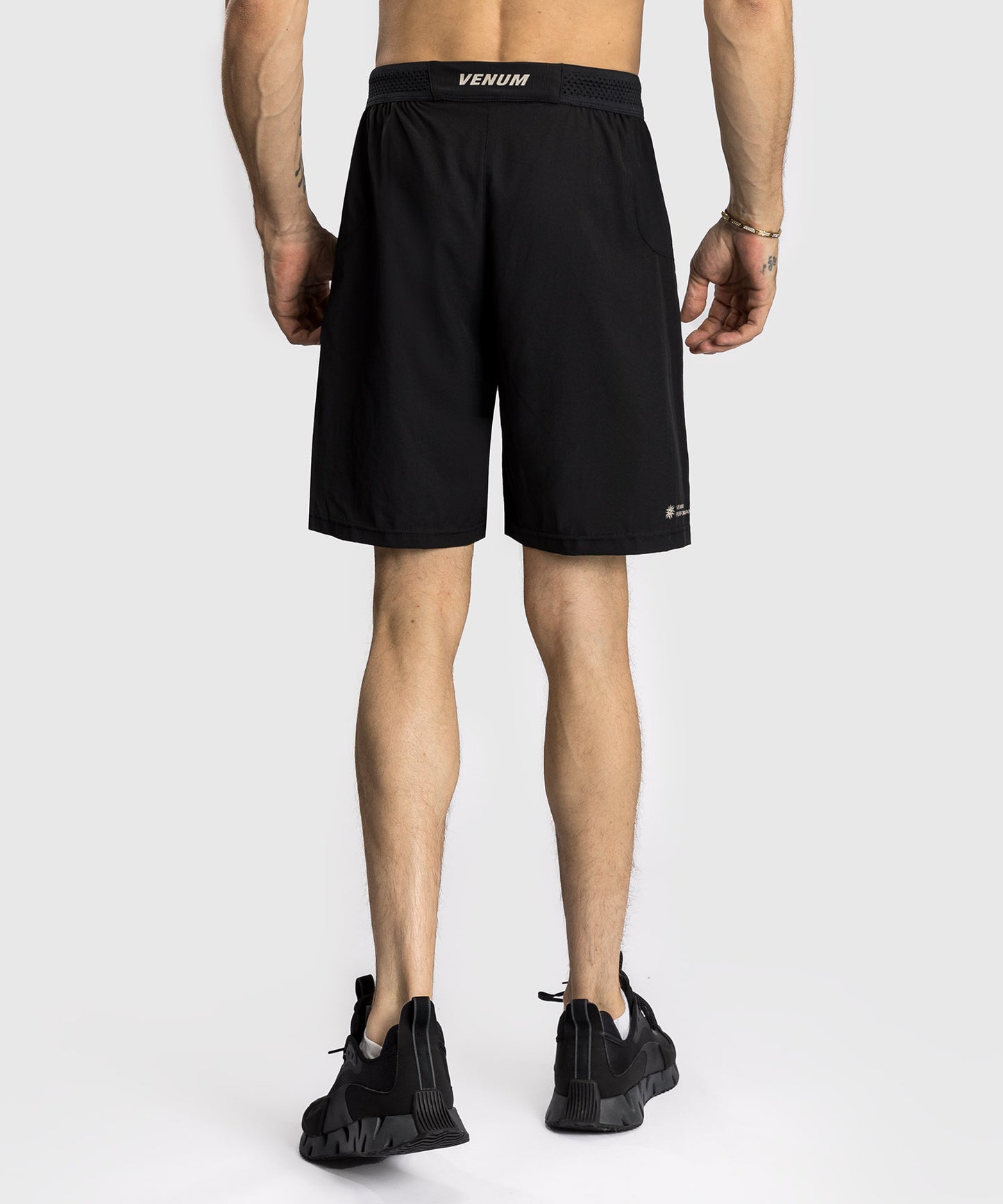 Venum G-Fit Air Pantalones Cortos de Entrenamiento para Hombre - deep Black/desert Sand