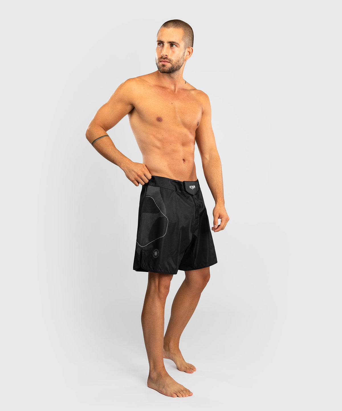 Venum Nexus Pantaloncini da combattimento – Nero/Argento