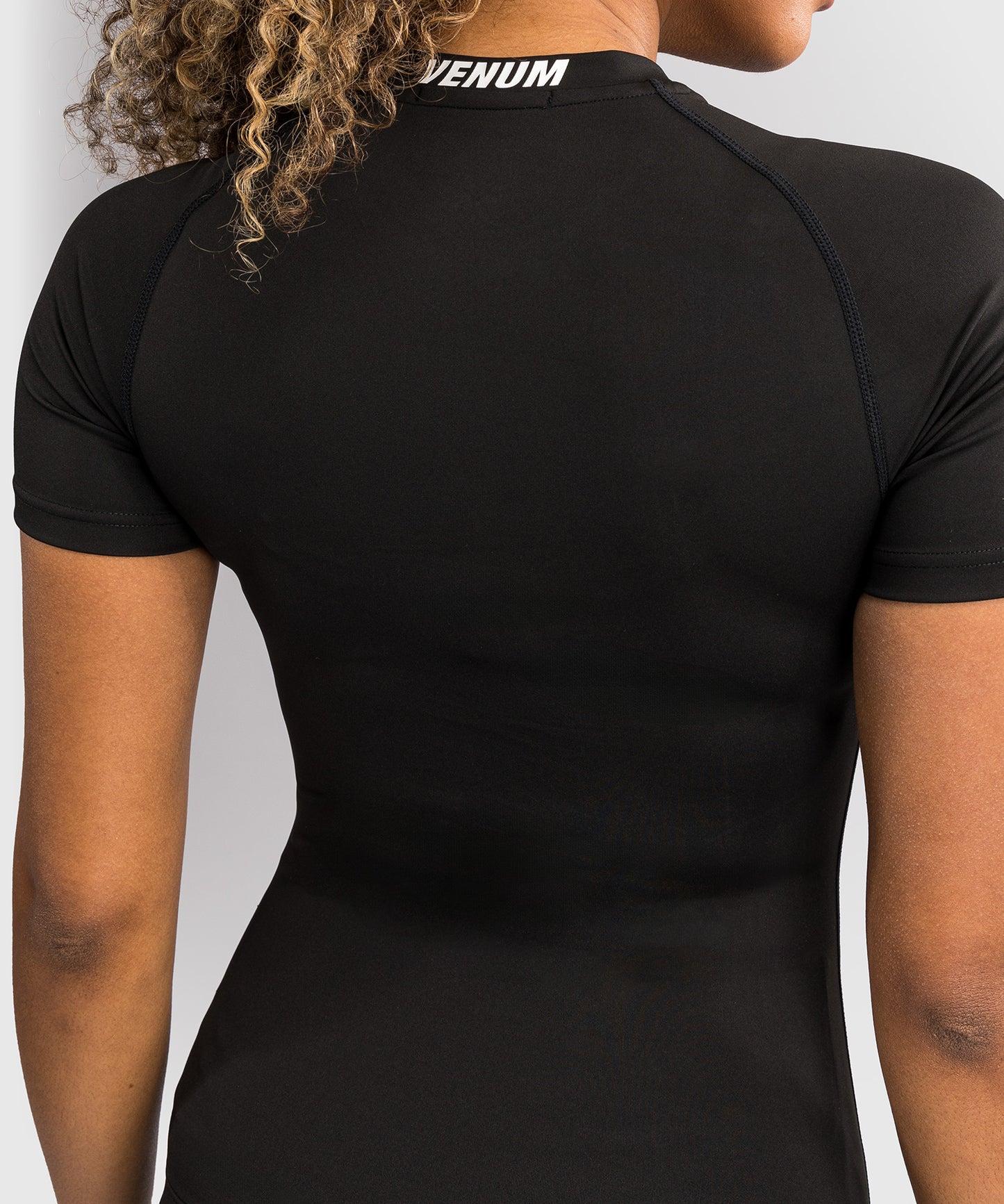 Venum Aero XT Camiseta de manga larga rashguard para mujer - Negro