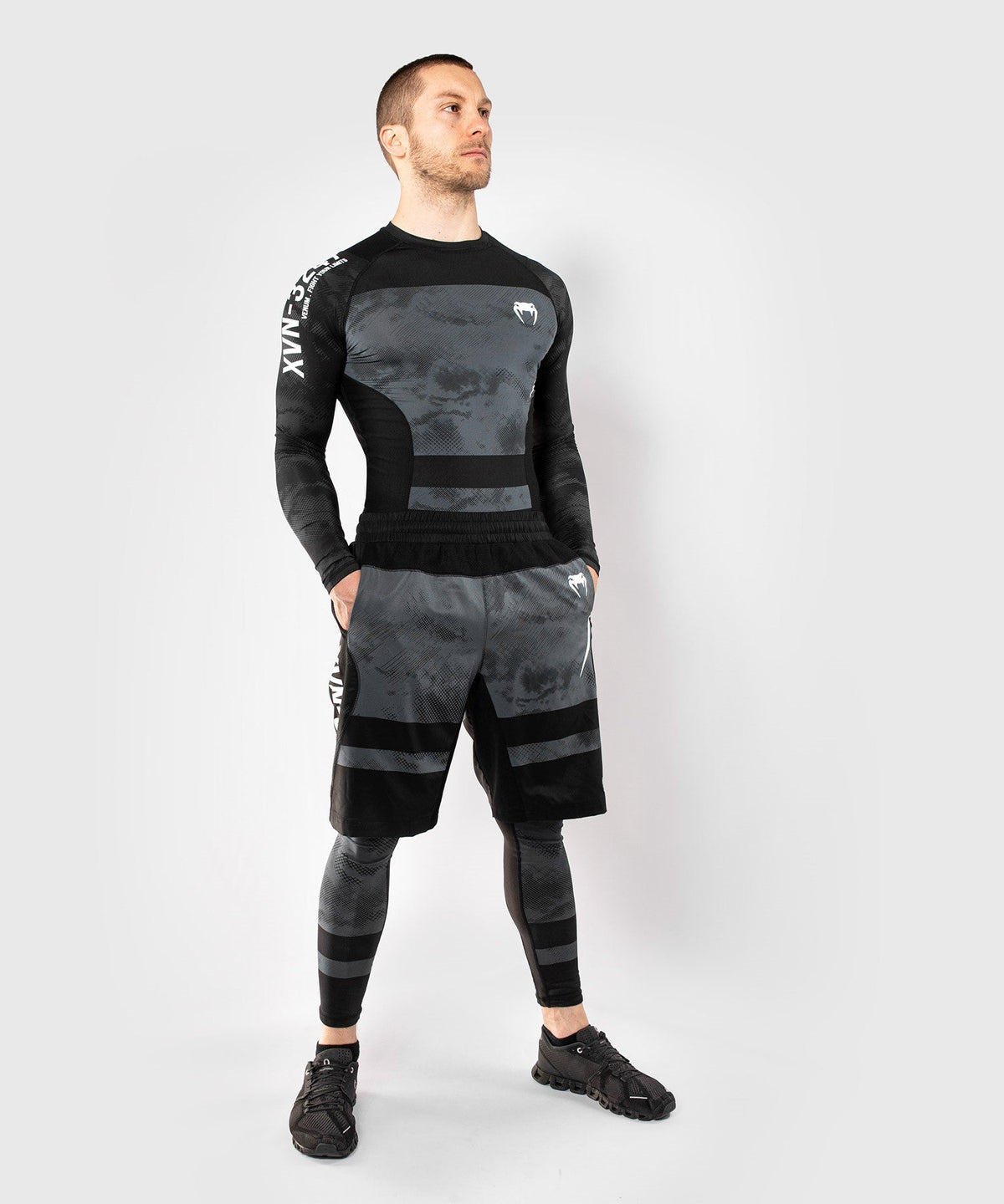 Short de Sport Venum Sky247 - Noir/Gris