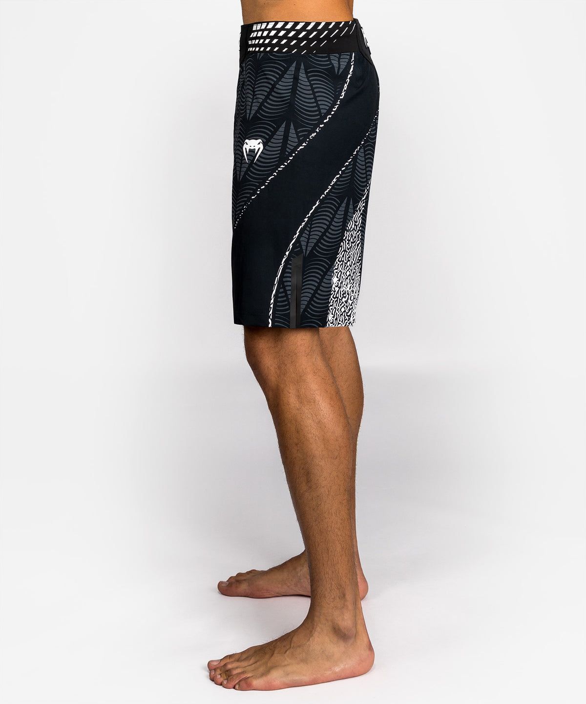 UFC Zenith by Venum Authentic Fight Night Lange Passform Fight Short Herren - Schwarz