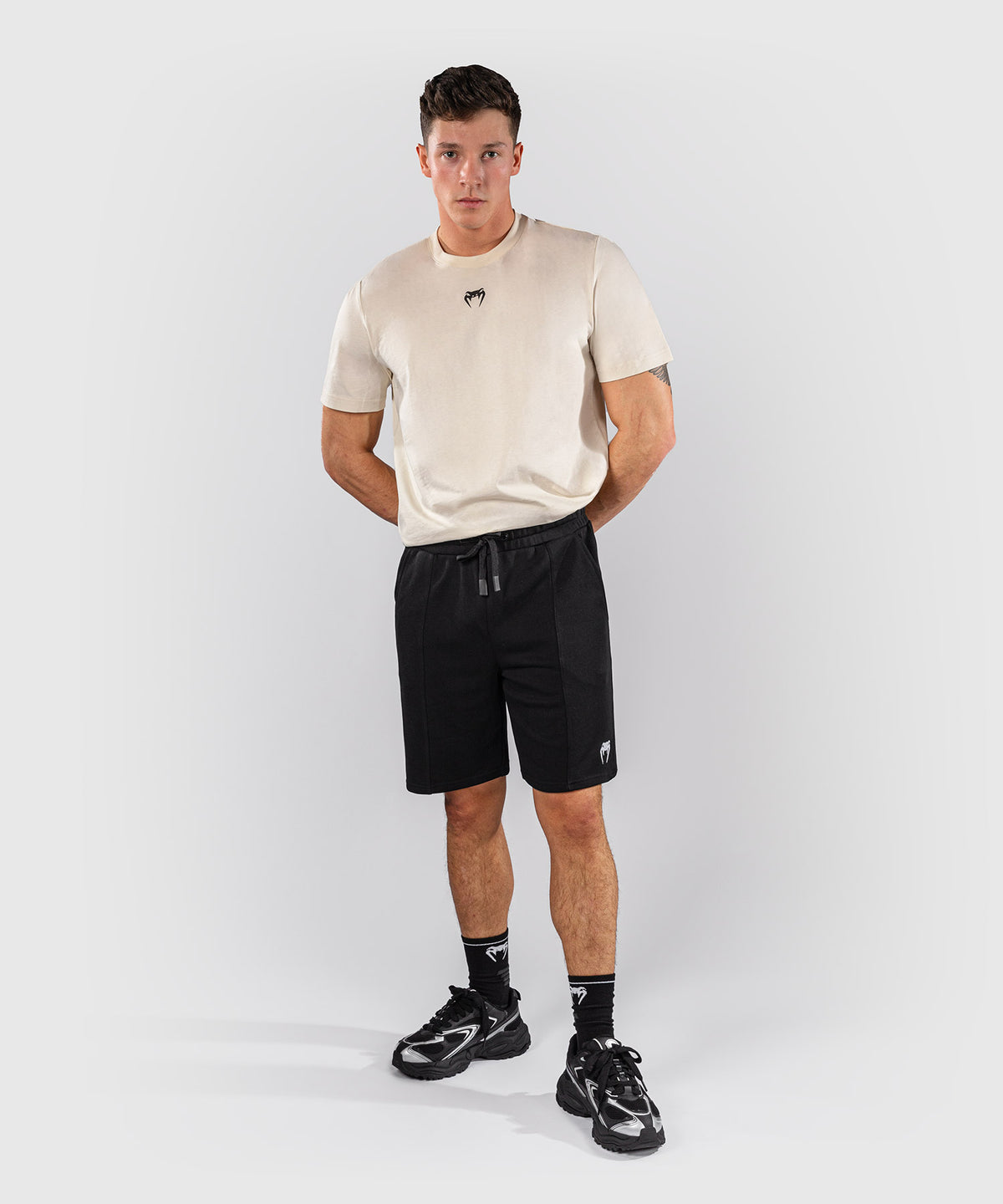 Venum Classic Fleece Shorts aus Baumwolle – Schwarz