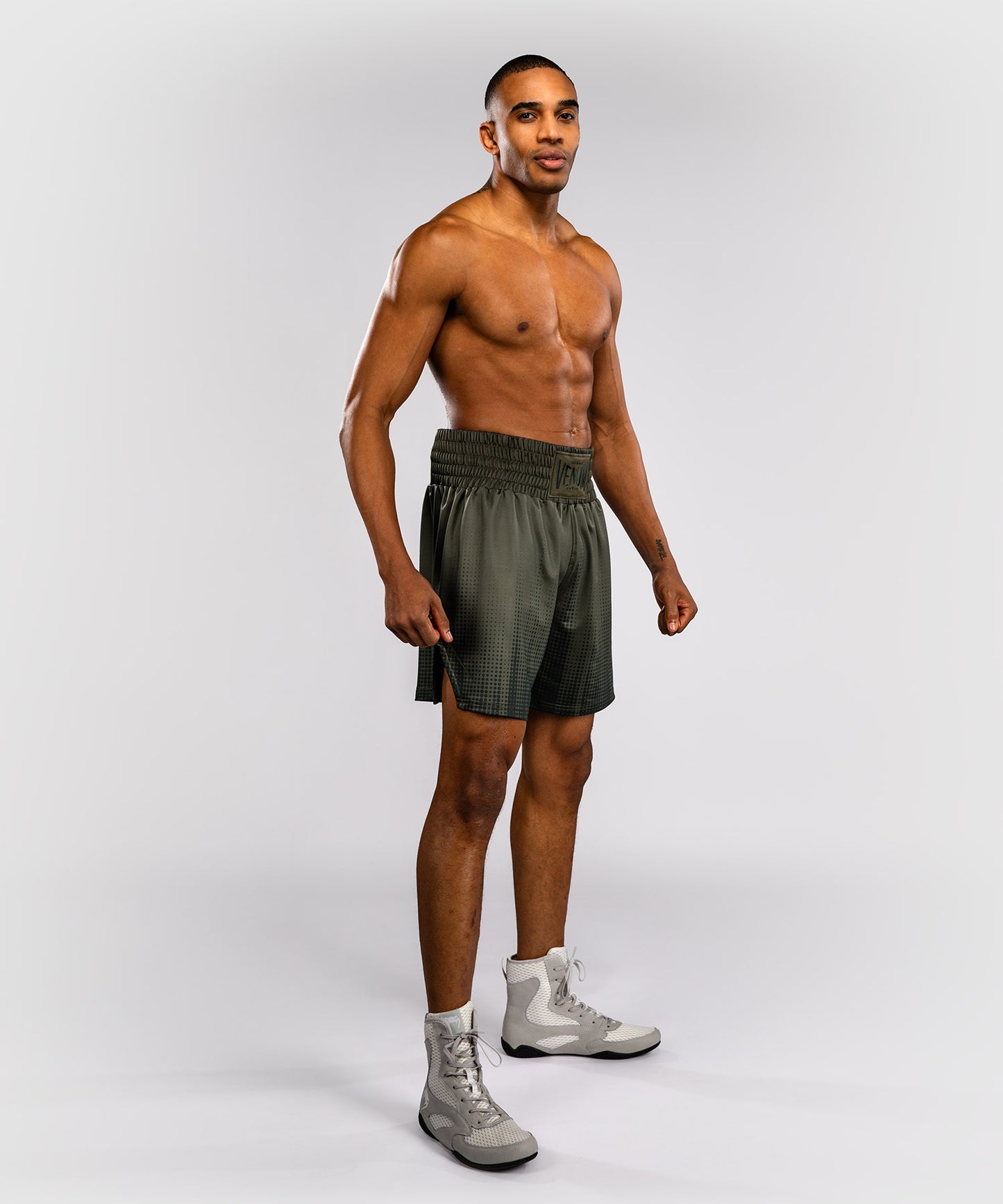 Short de Boxe Venum Stealth – Kaki/Vert Foncé