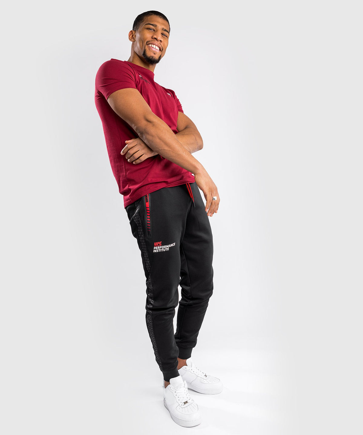 Venum Performance Institute UFC Jogginghose - Schwarz/Rot