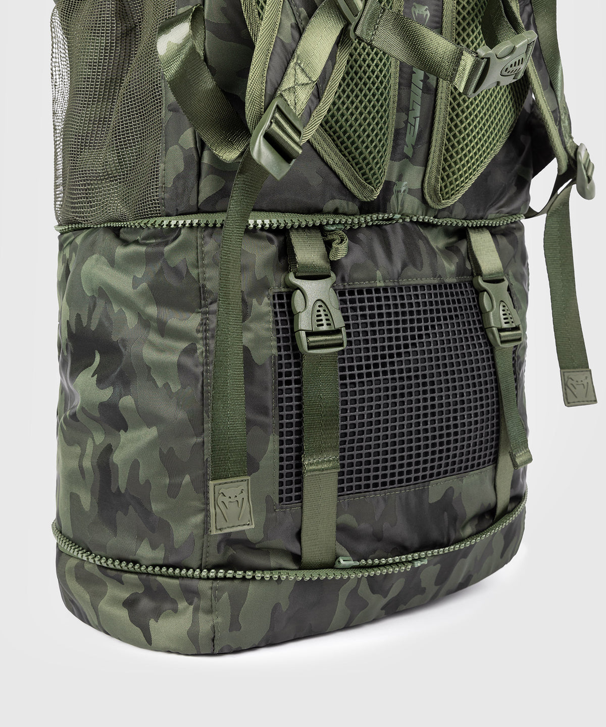 Venum Challenger Xtrem Rucksack (50-63L) – Khaki/Camo