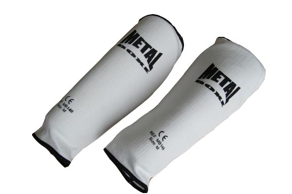 Metal Boxe Espinilleras de Algodón – Blanco