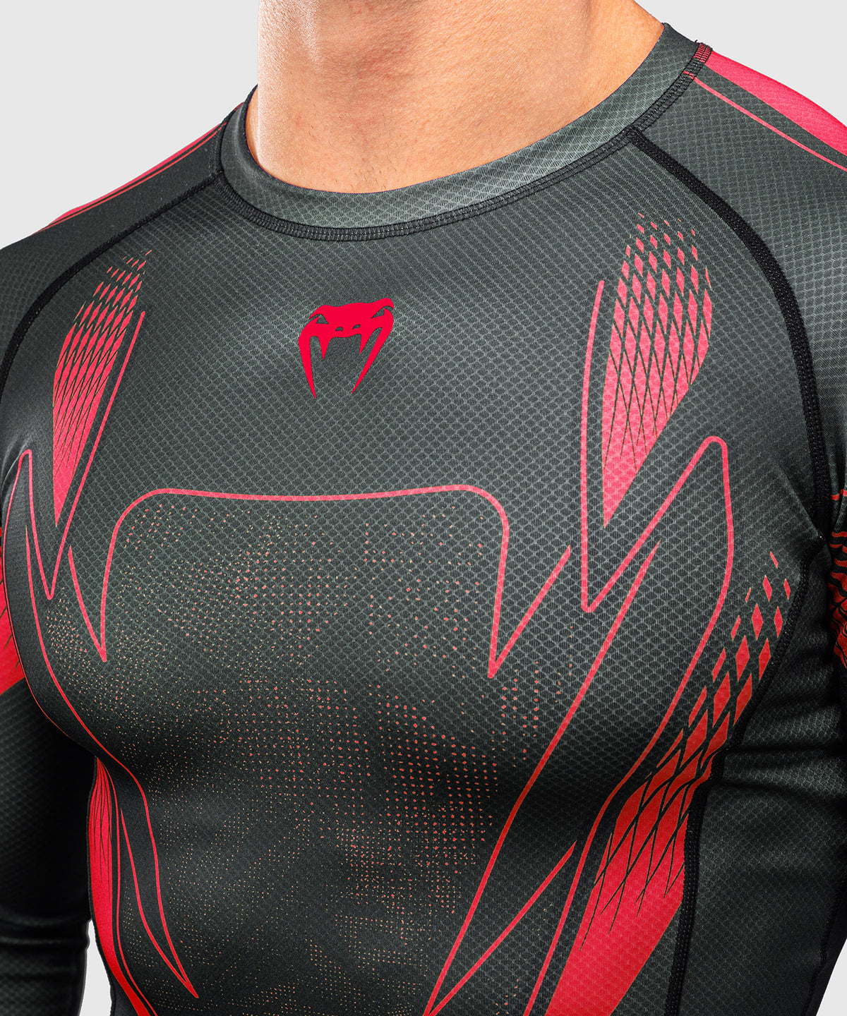 Venum Amazonia Reborn Camiseta de compresión de manga larga - Negro/Rojo