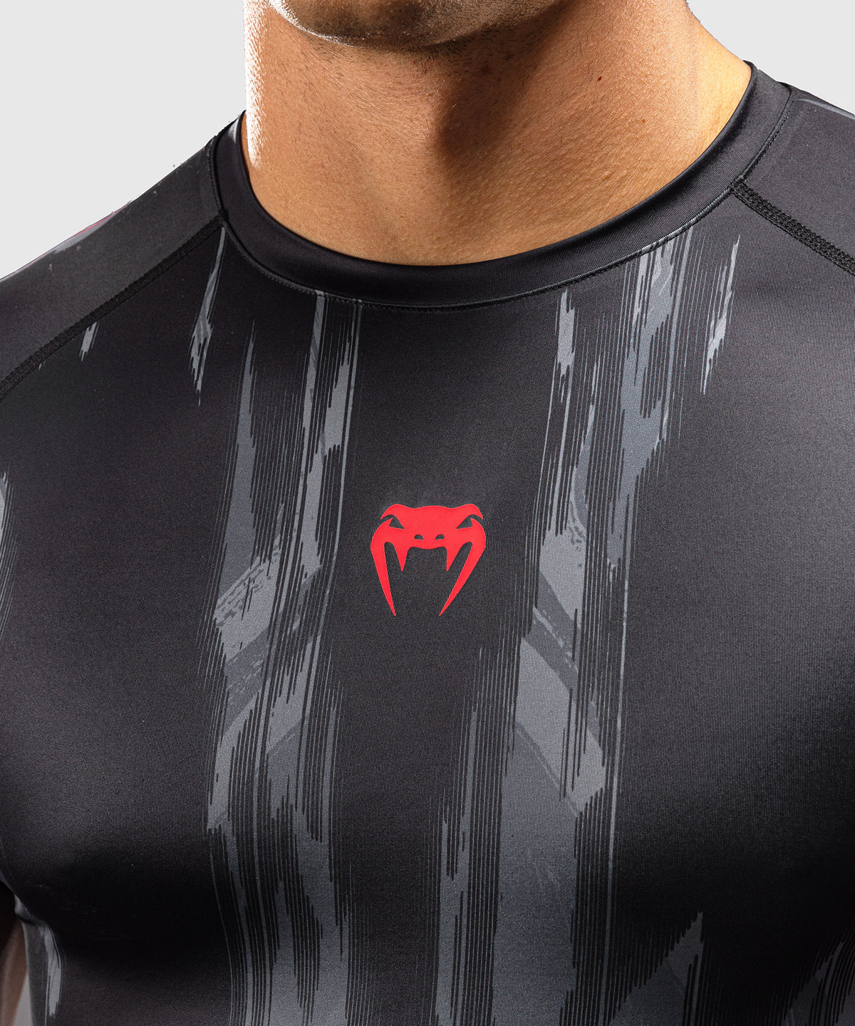 Venum Demon Rashguard a Maniche Corte - Nero/Grigio
