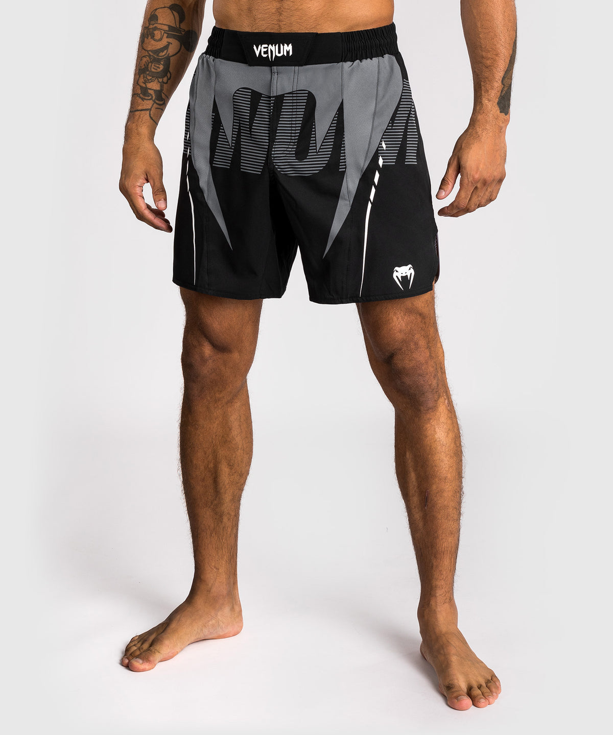 Venum Adrenaline Pantaloncini da combattimento – Nero/Grigio Argento