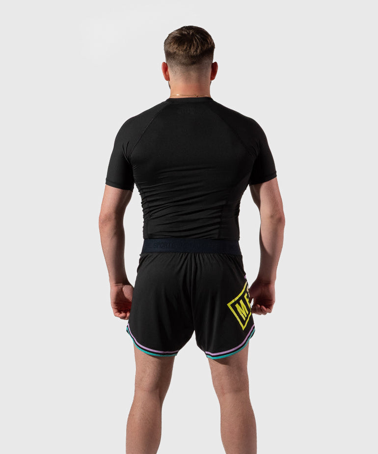 Metal Boxe Post Cutting Treats Fightshorts - Schwarz
