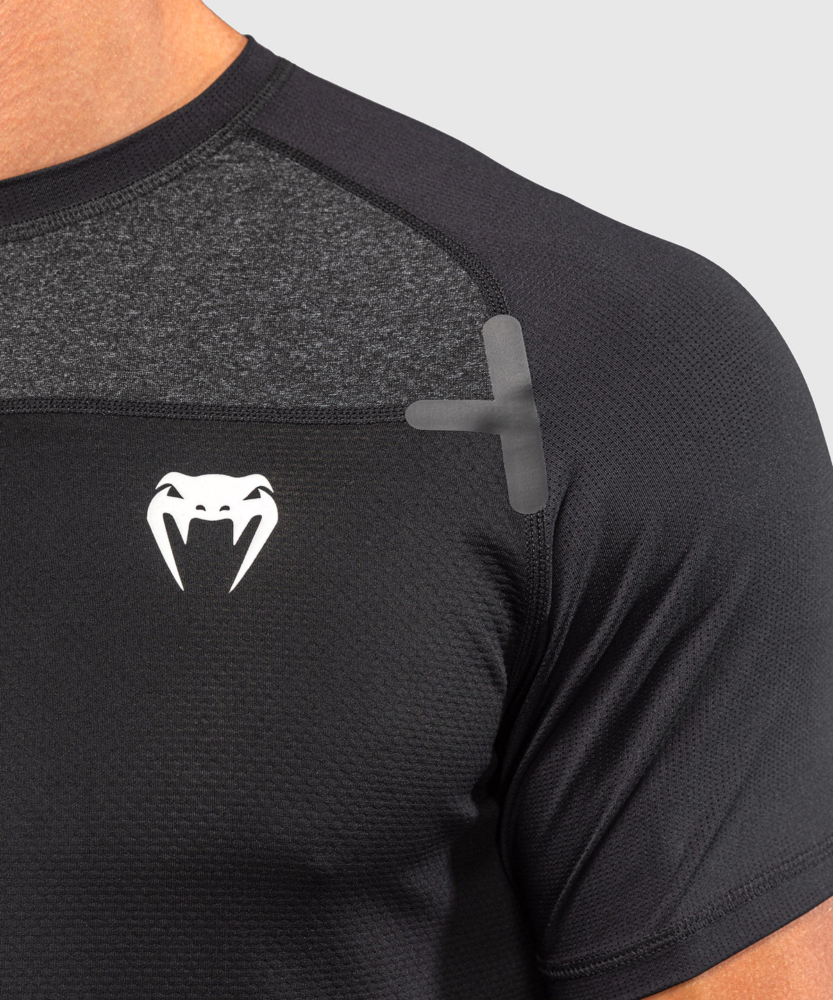 Venum G-Fit Scale Camiseta Dry Tech - Negro