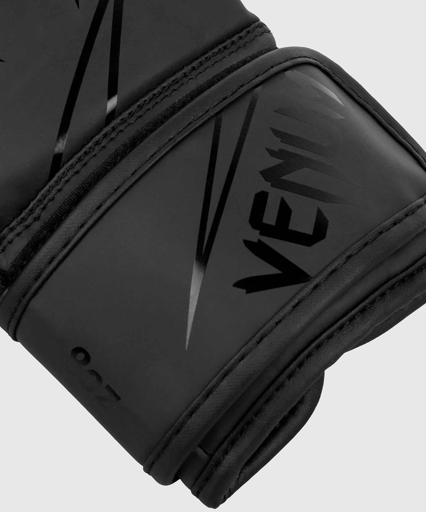 Gants de Boxe Venum Classic - Noir/Noir - 8oz - Edition WLMT avec doublure anti-transpiration