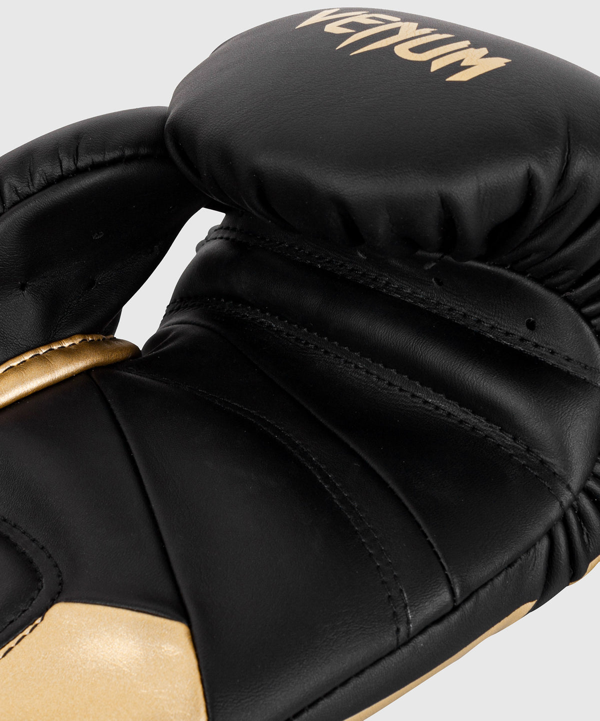 Gants de boxe Venum Petrosyan - Noir/Doré
