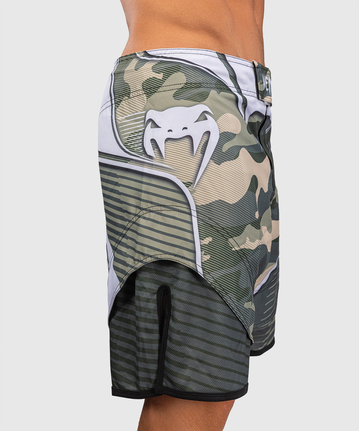 Venum Camo Hero Pantaloncini da Combattimento - Kaki/Bianco Sporco