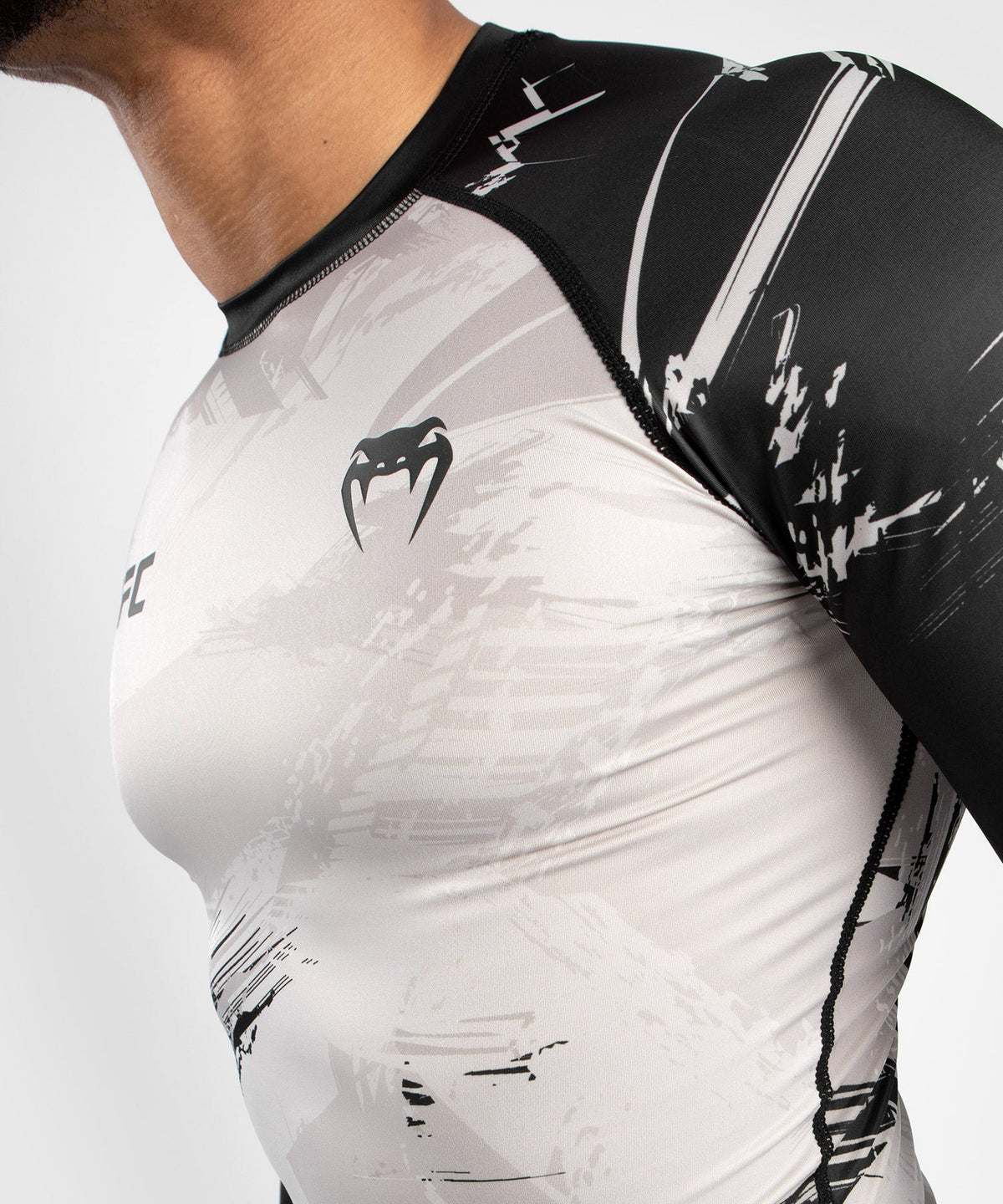 T-Shirt de Compression UFC Venum Authentic Fight Week 2.0 - Sable/Noir