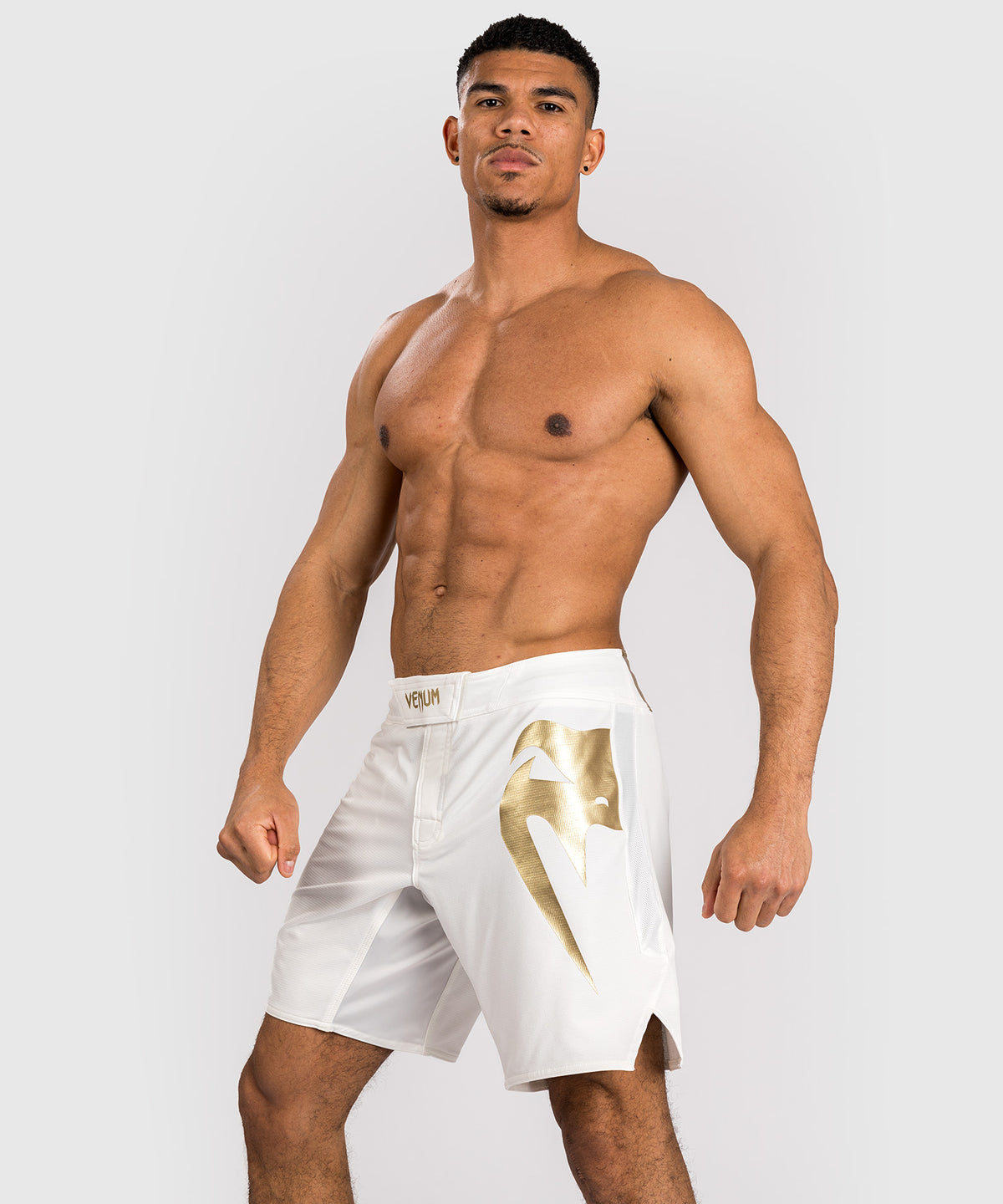 Shorts de combat Venum Light 5.0 - Blanc/Or