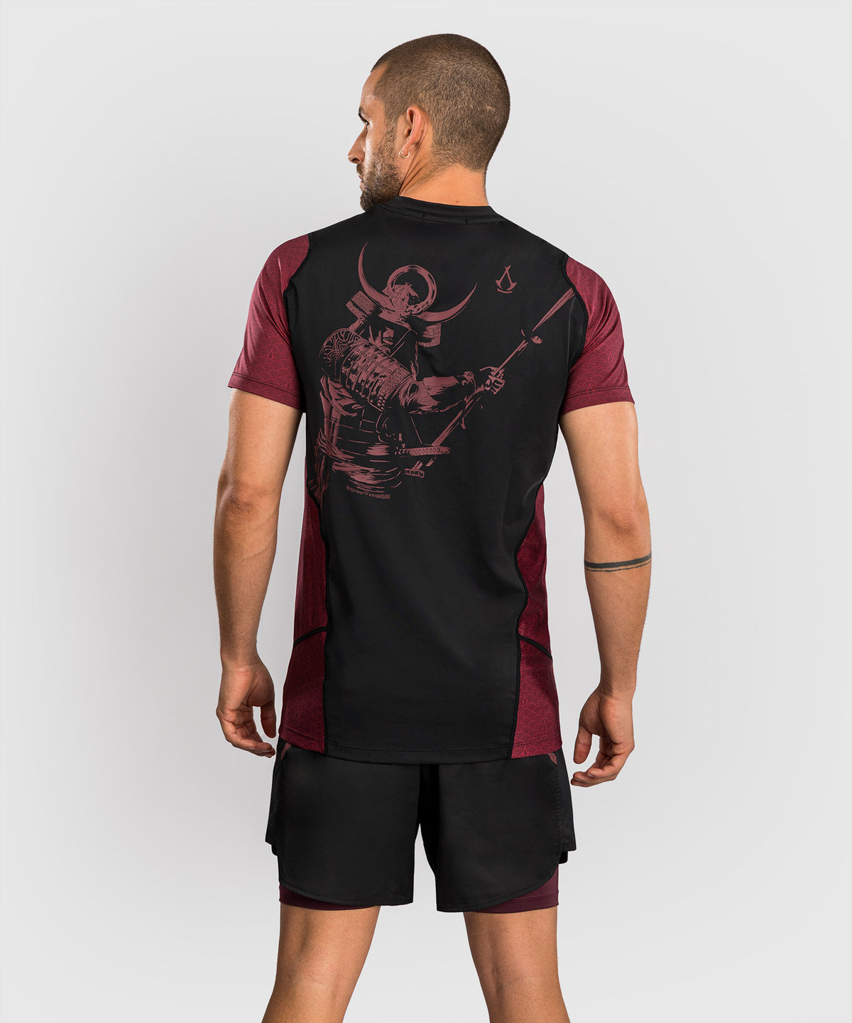 T-shirt Dry-Tech pour Hommes Venum x Assassin’s Creed Shadows - Bordeaux/Noir