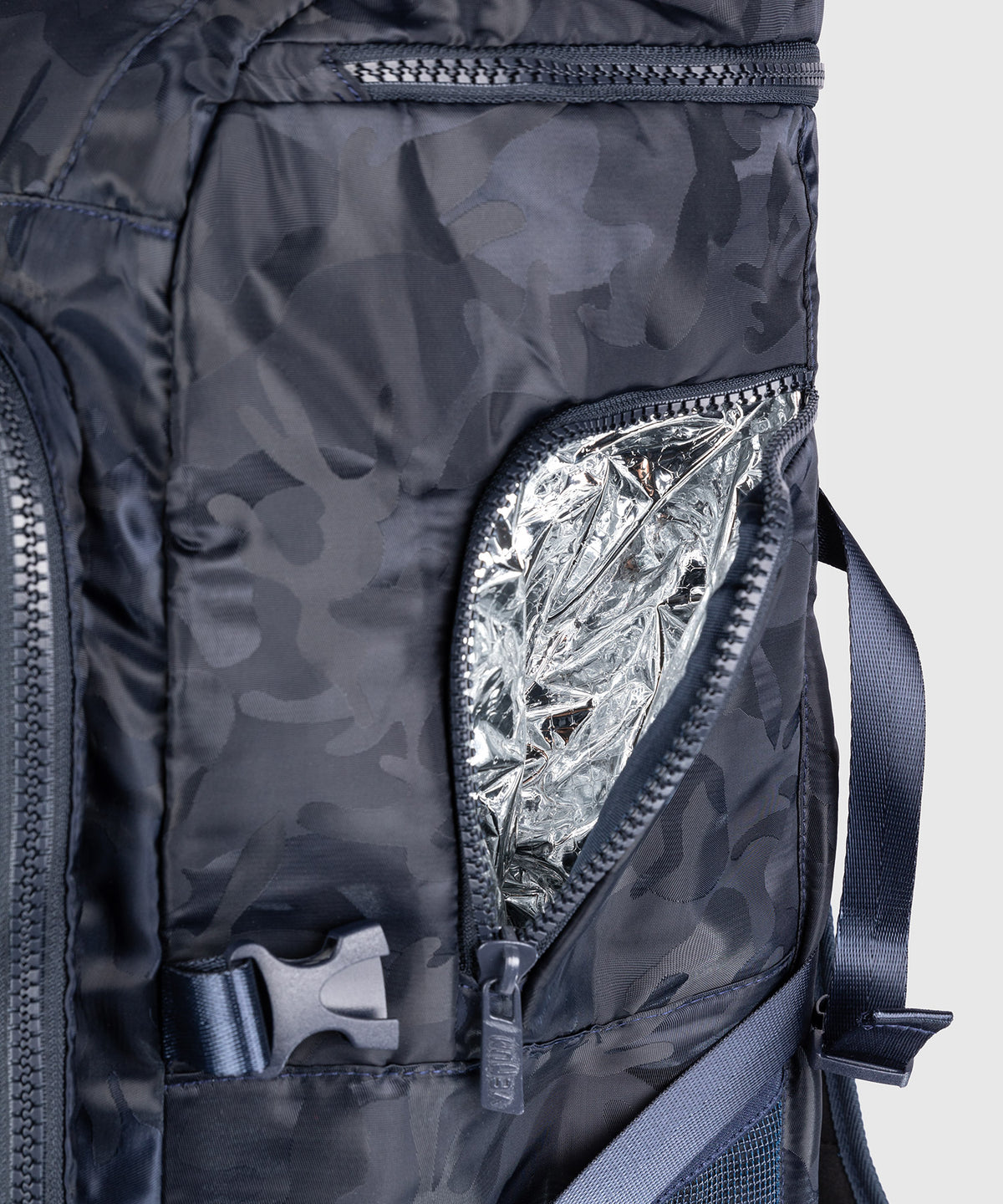 Venum Challenger Xtrem Rucksack (50-63L) – Camouflage/Blau