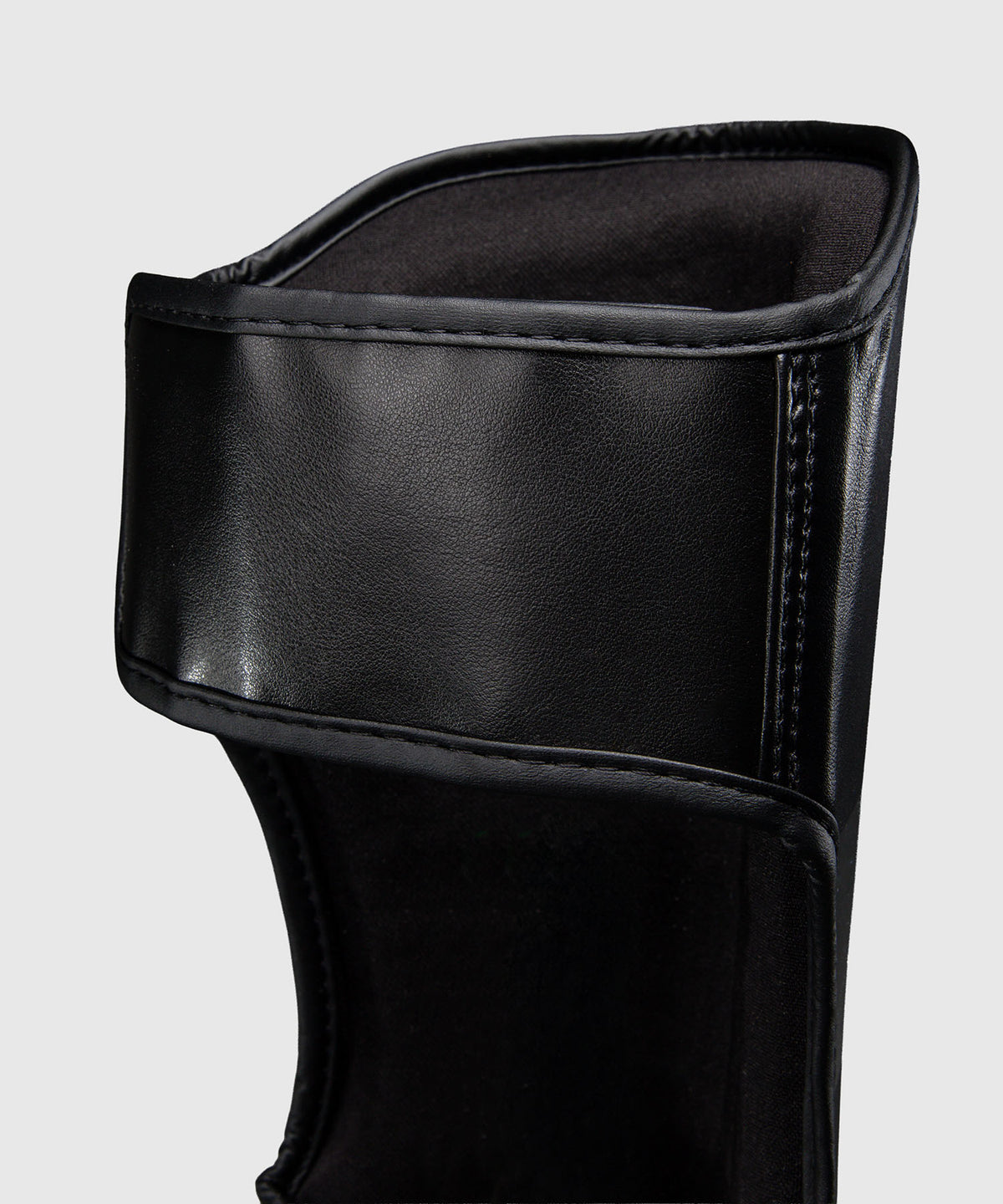 Ringhorns Charger by Venum Shin Guards - Black/Gold