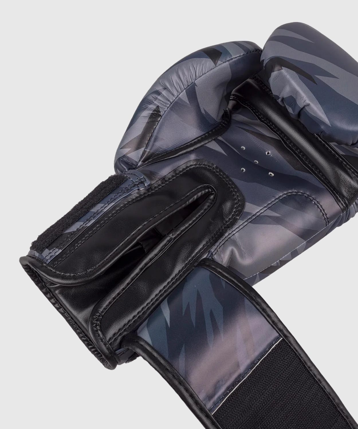 8 Weapons Unlimited 2.0 Guantes de Boxeo - Camuflaje Urbano