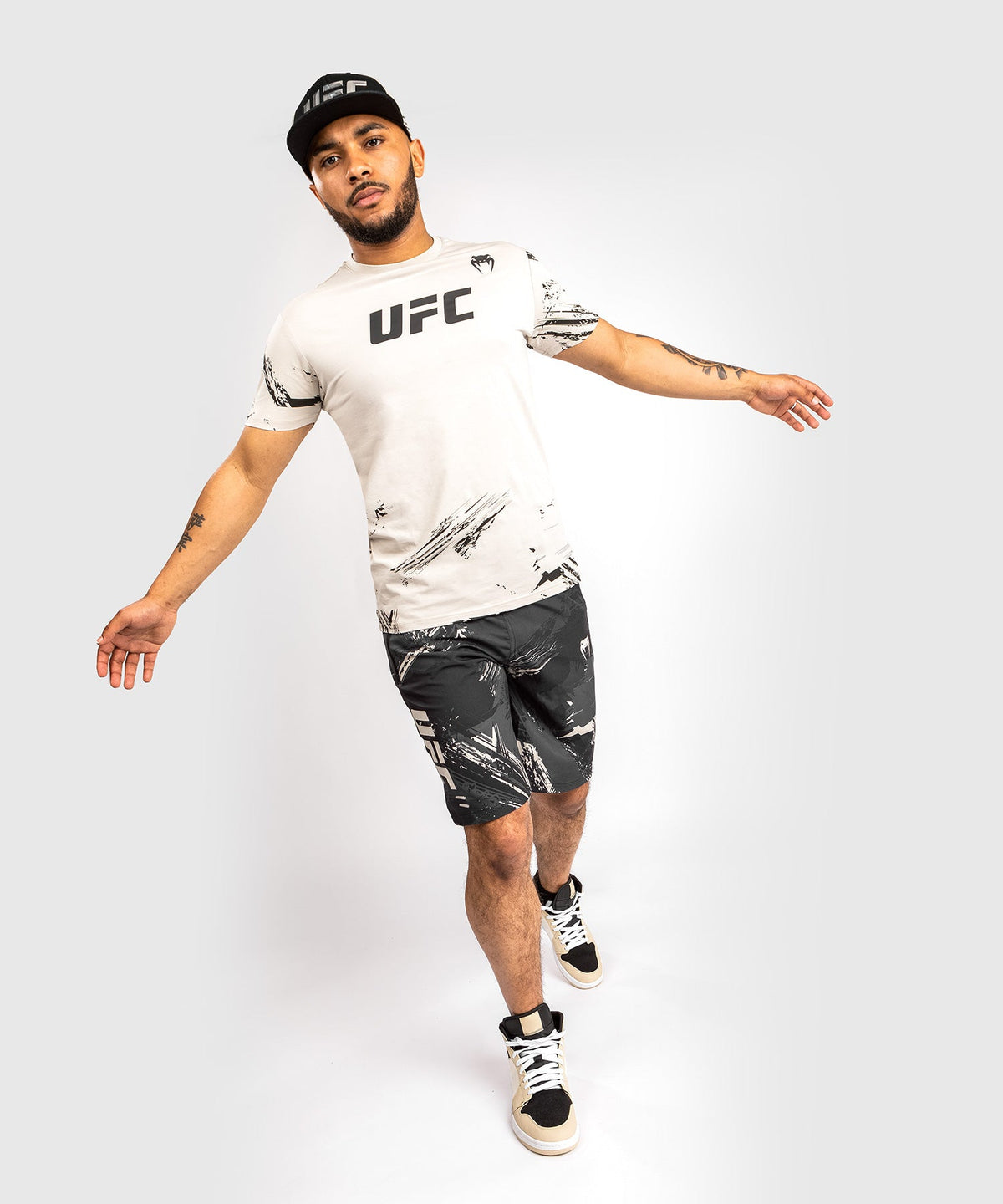 UFC T-Shirt Venum Authentic Fight Week 2.0 - Short Sleeve - Sand