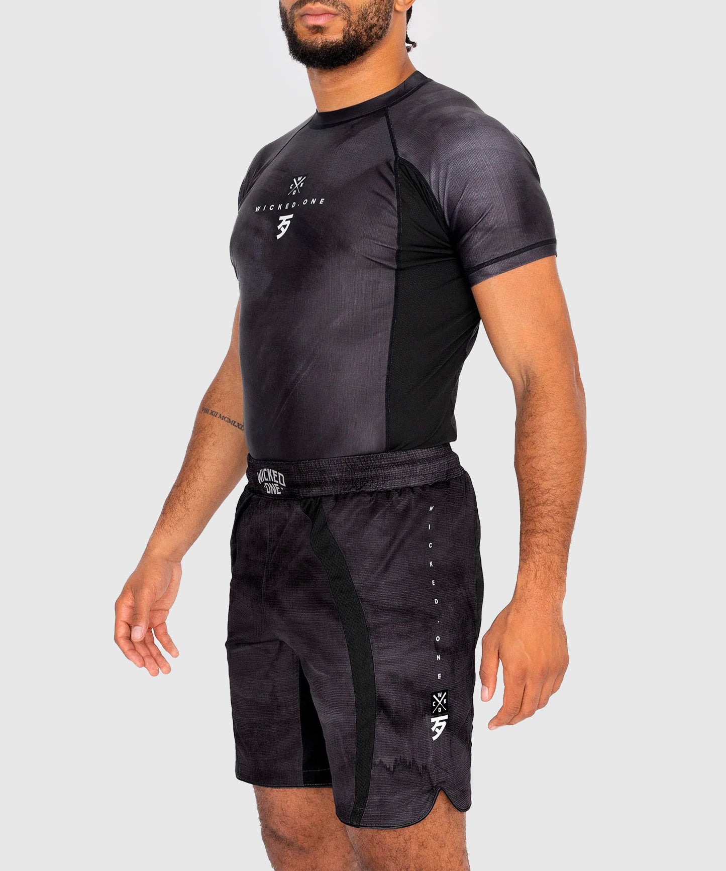 Wicked One Contest Rashguard de Manga Corta - Negro