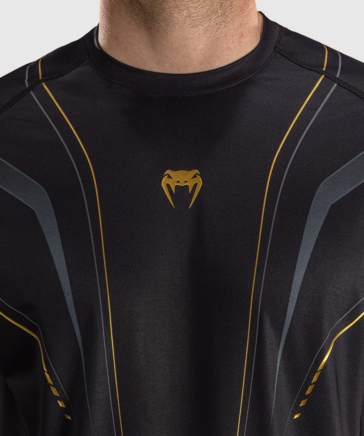 Venum Streamline Dry-Tech T-Shirt – Schwarz/Gold