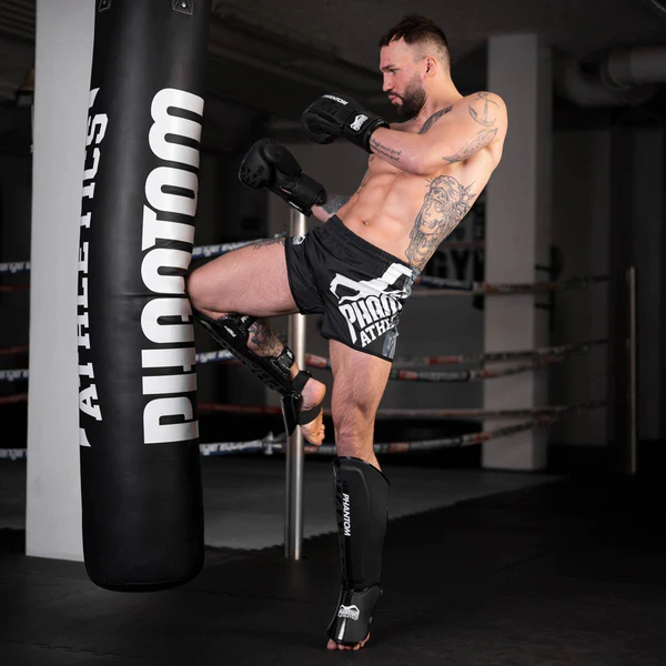 Phantom Athletics Apex Boxing Gloves - Black