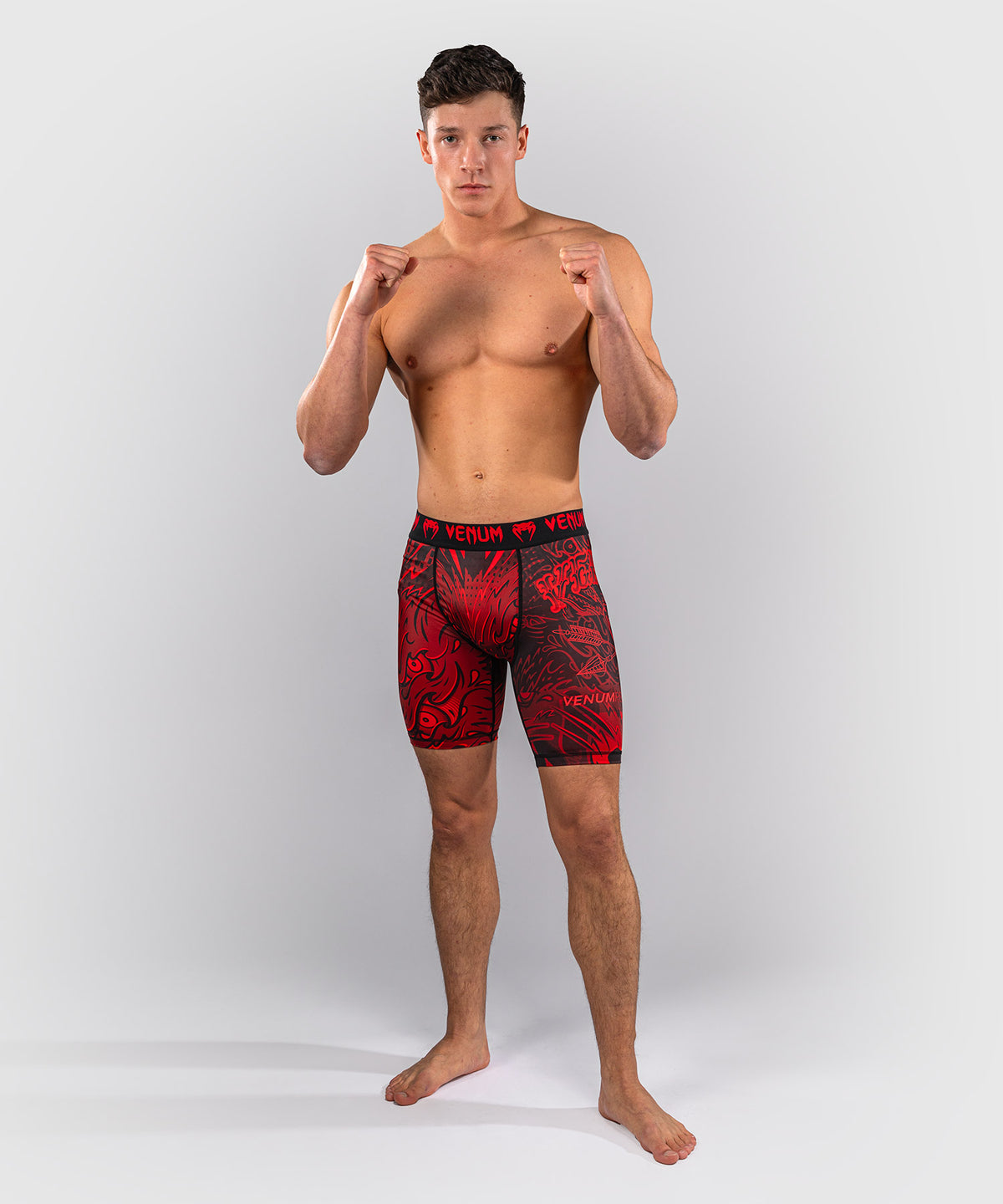 Venum Wolf Atak Short de Compresión – Negro/Rojo
