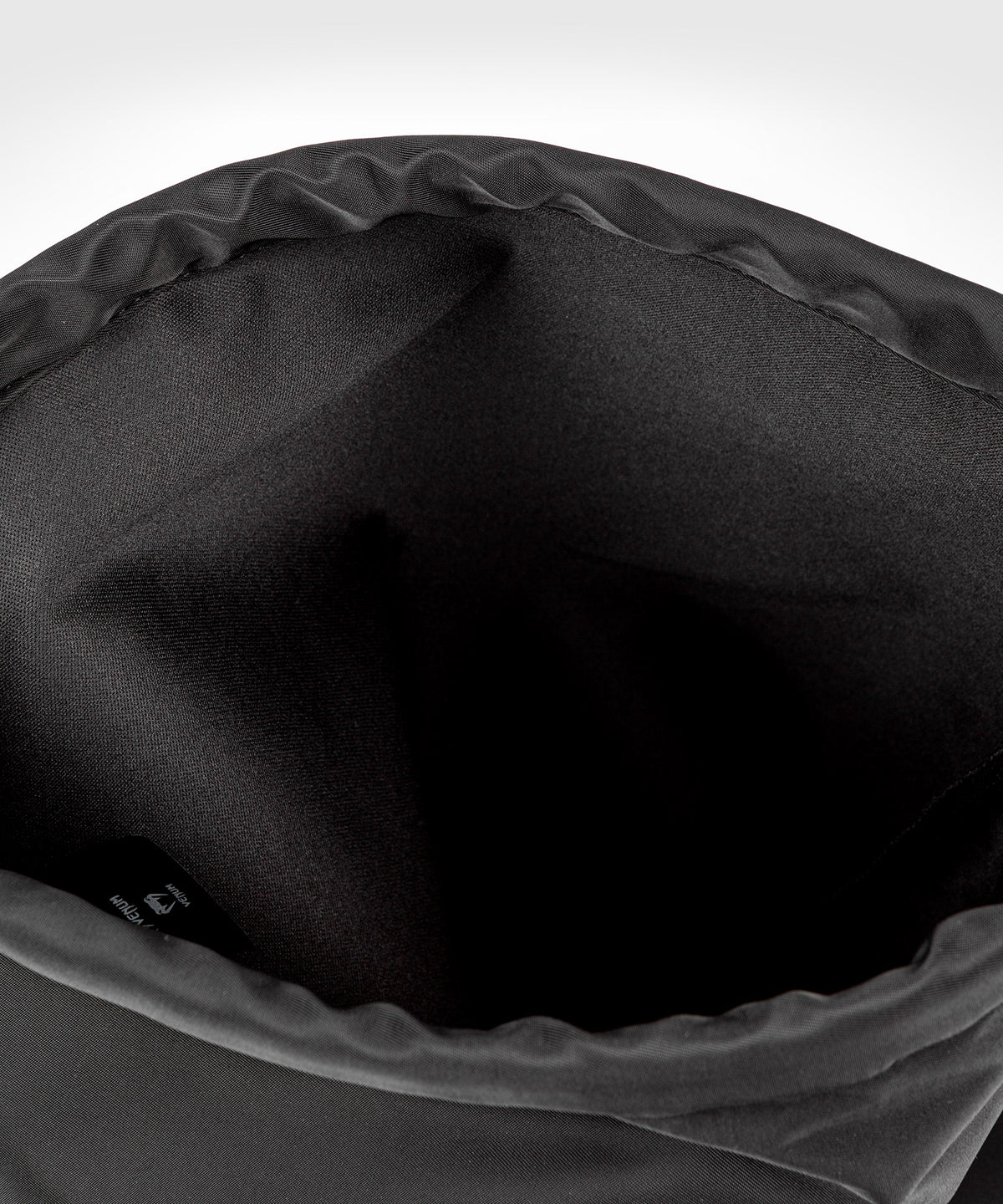 Venum Classic Drawstring Bag (20-25L) - Black/White