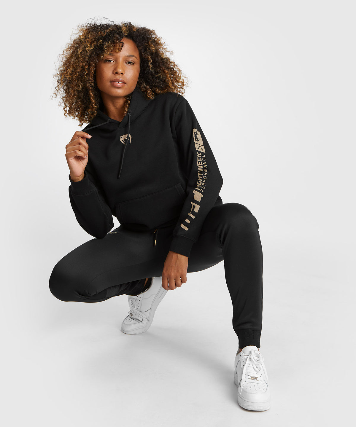 UFC Adrenaline by Venum Fight Week Pullover Hoodie für Frauen - Schwarz