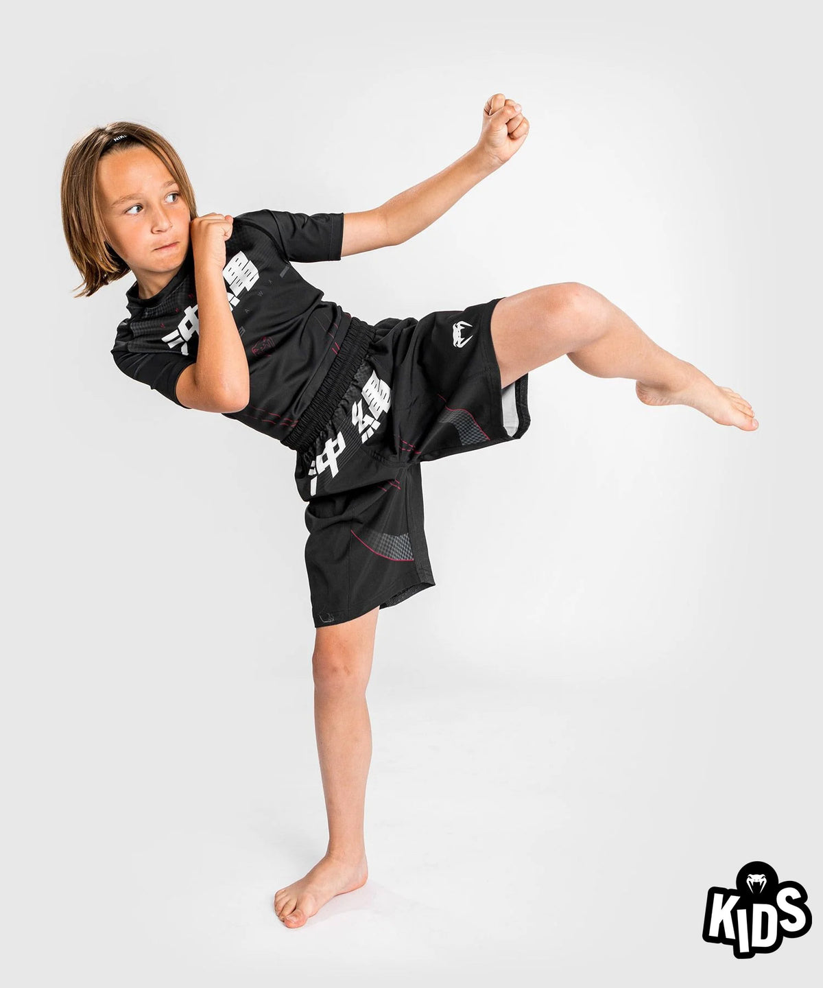 Short D'entrainement Venum Okinawa 3.0 - Pour Enfant - Noir/Rouge