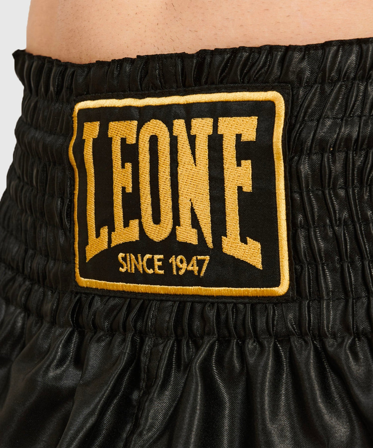 Leone Basic Muay Thai Shorts - Schwarz
